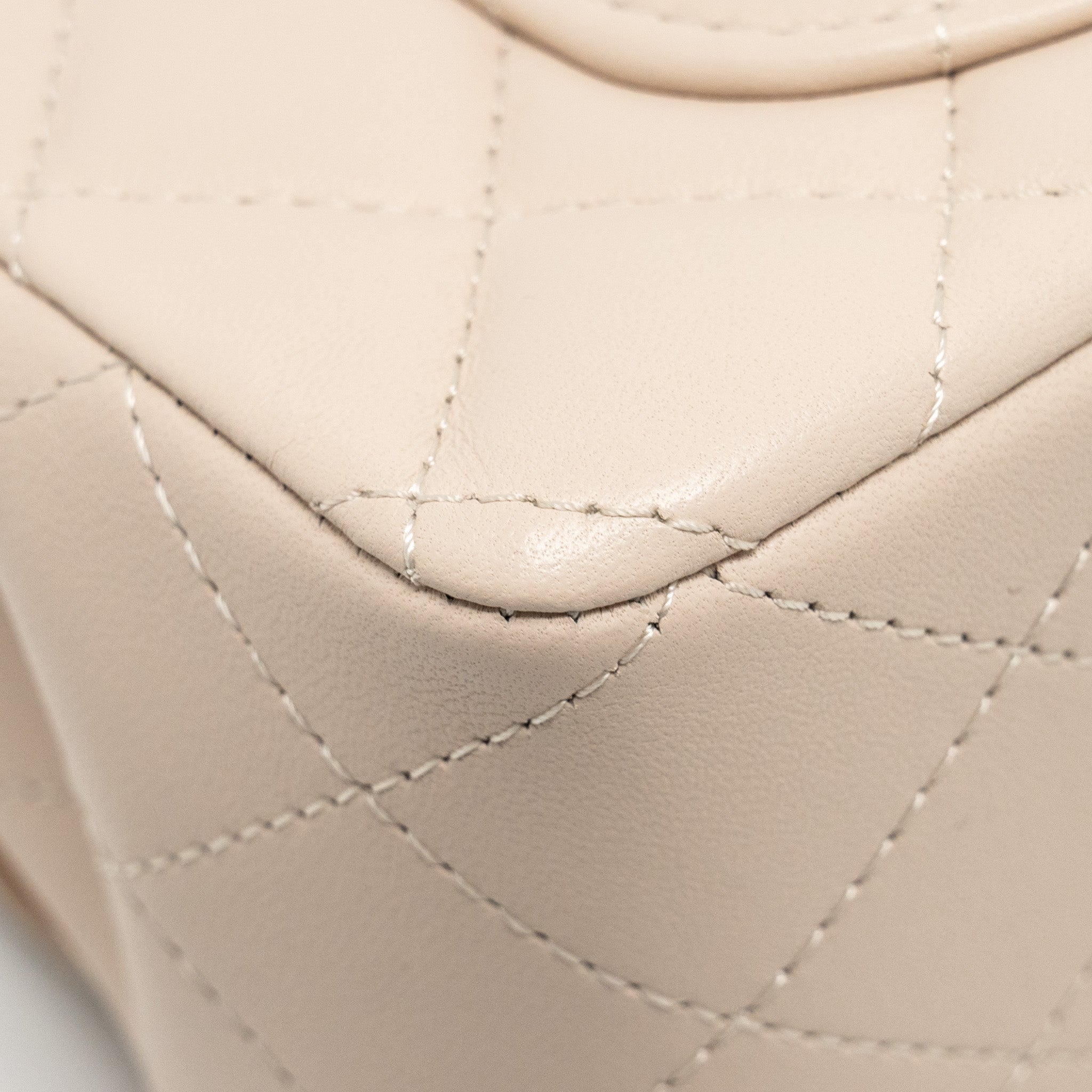 chanel-top-handle-mini-rectangular-flap-bag-lambskin-ecru-dark-beige-lghwmicrochip-copy-1
