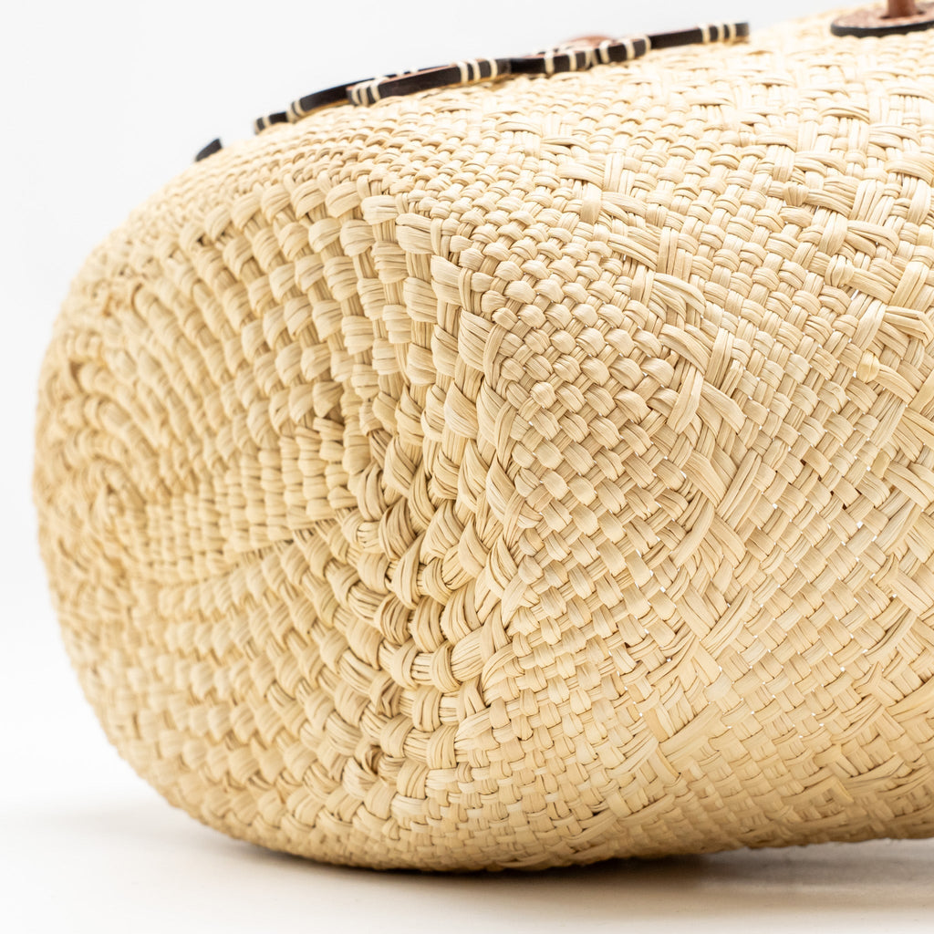 loewe-anagram-busket-small-bag-iraca-palm-calfskin-natural-tan