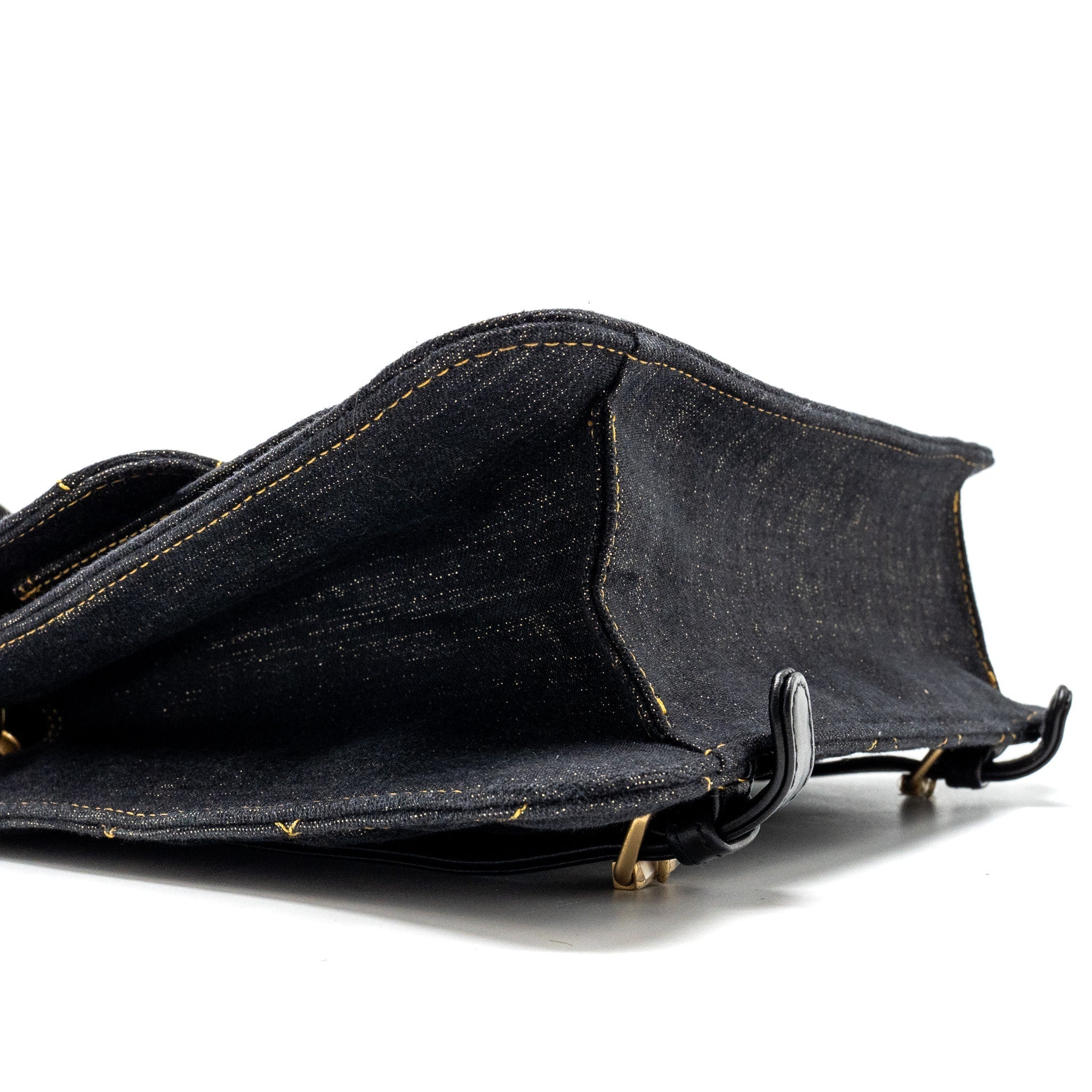 chanel-23s-flap-backpack-denim-dark-blue-with-brushed-ghw-microchip
