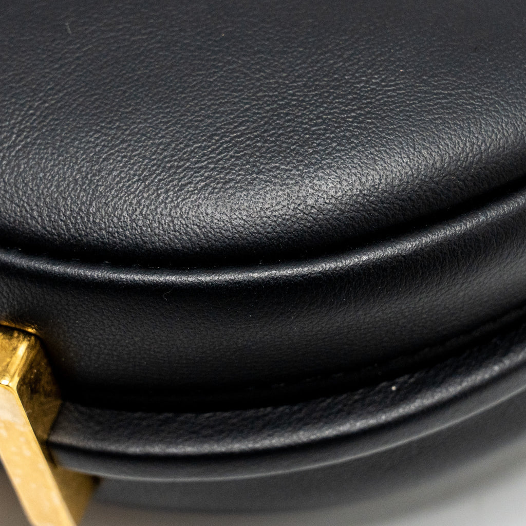 fendi-nano-fendigraphy-leather-charm-calfskin-black-ghw