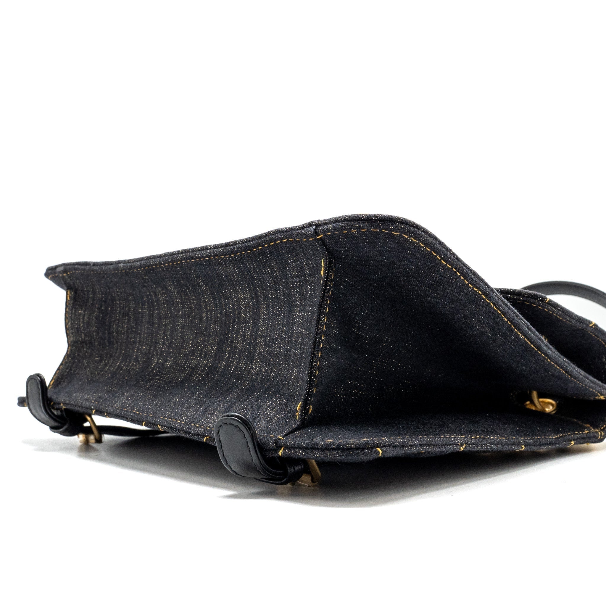 chanel-23s-flap-backpack-denim-dark-blue-with-brushed-ghw-microchip