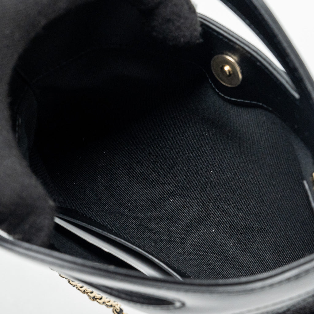 chanel-24c-mini-31-clutch-with-chain-shiny-calfskin-black-lghw-microchip