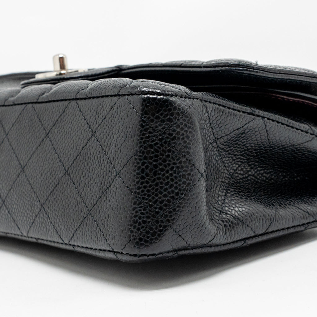 chanel-medium-classic-double-flap-bag-caviar-black-shw-11