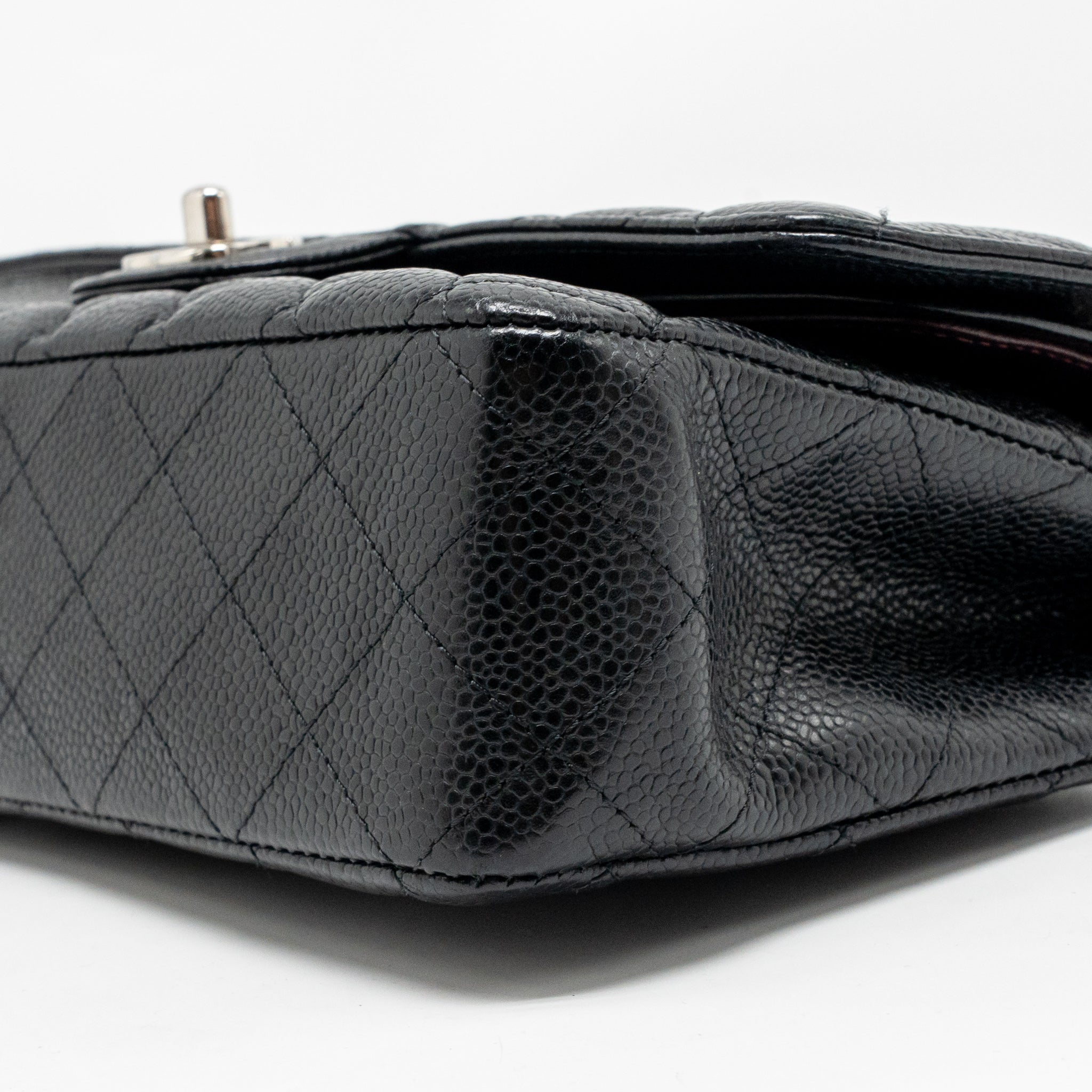 chanel-medium-classic-double-flap-bag-caviar-black-shw-11