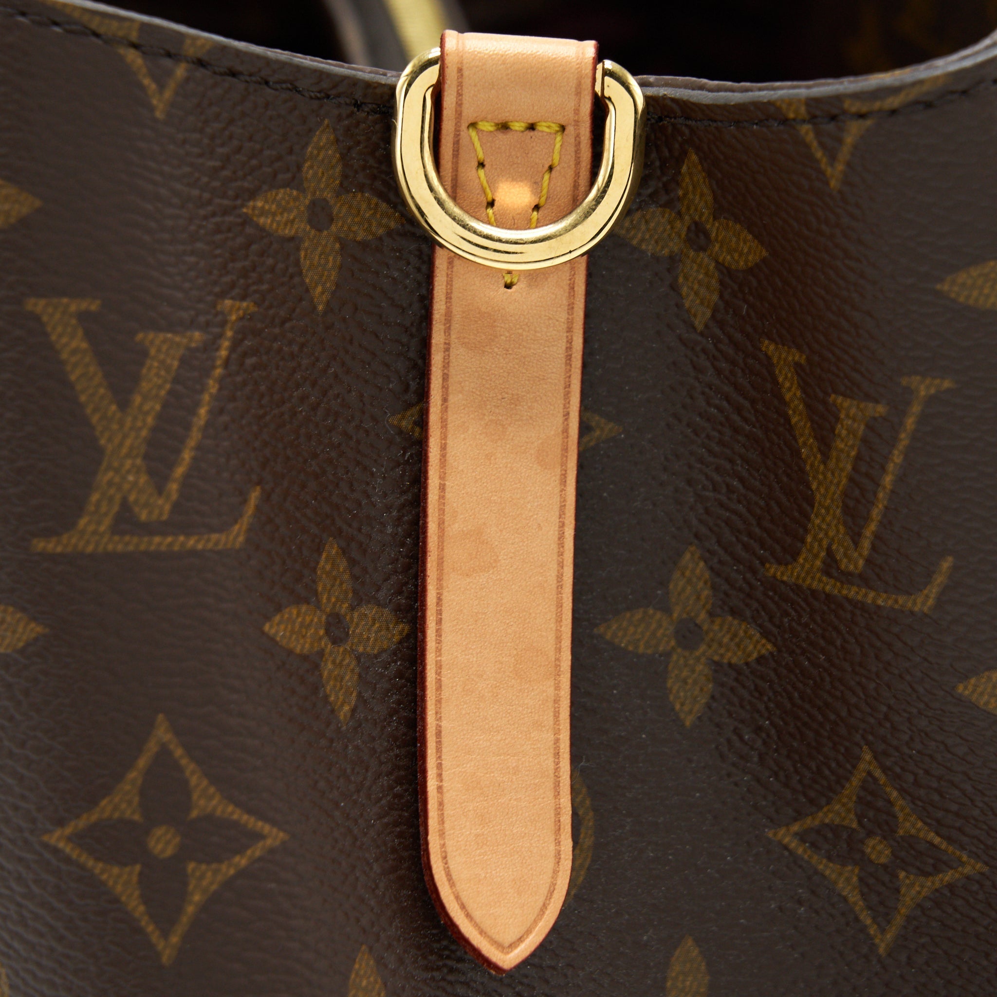 louis-vuitton-montaigne-bag-mm-monogram