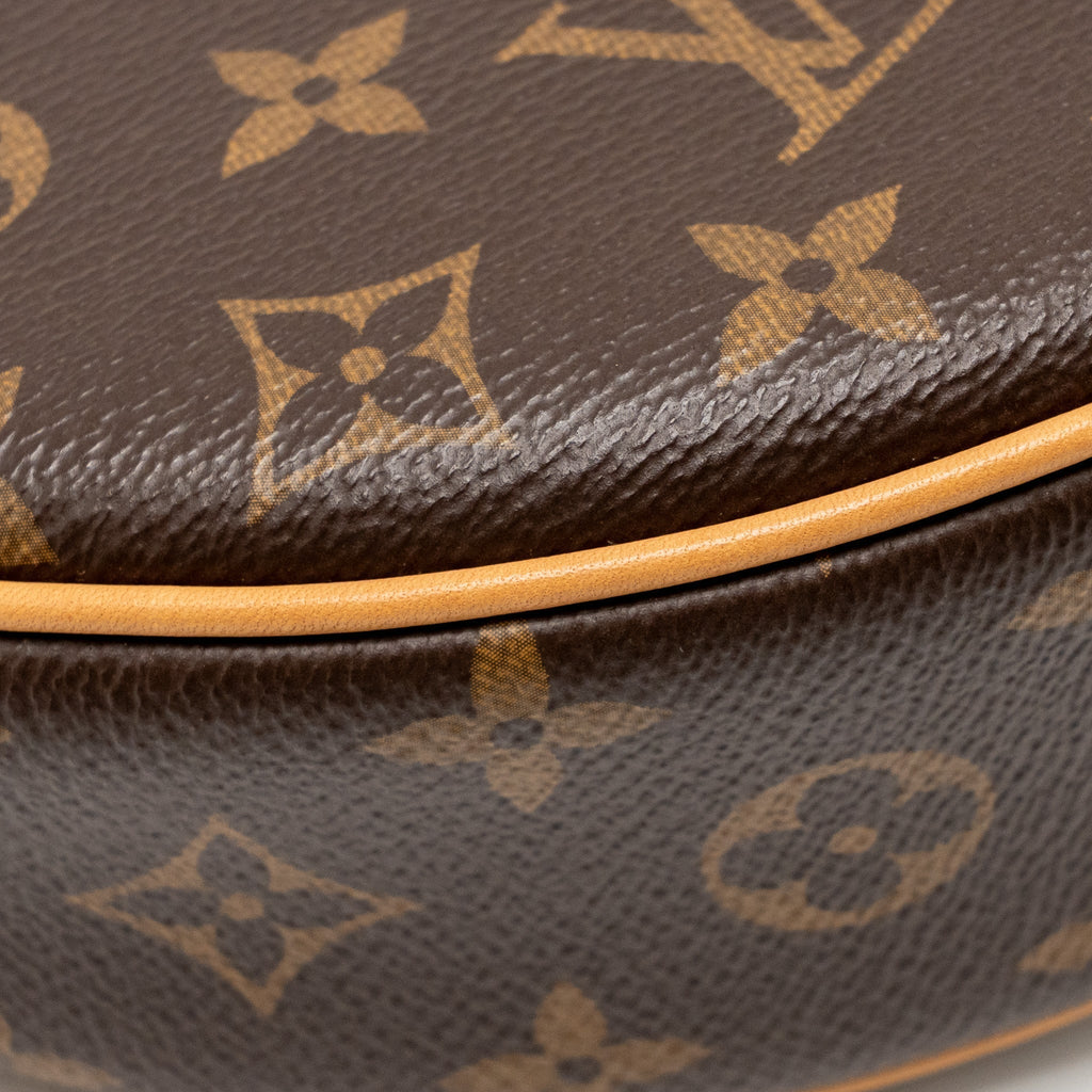 louis-vuitton-loop-bag-monogram-canvas-ghw-2
