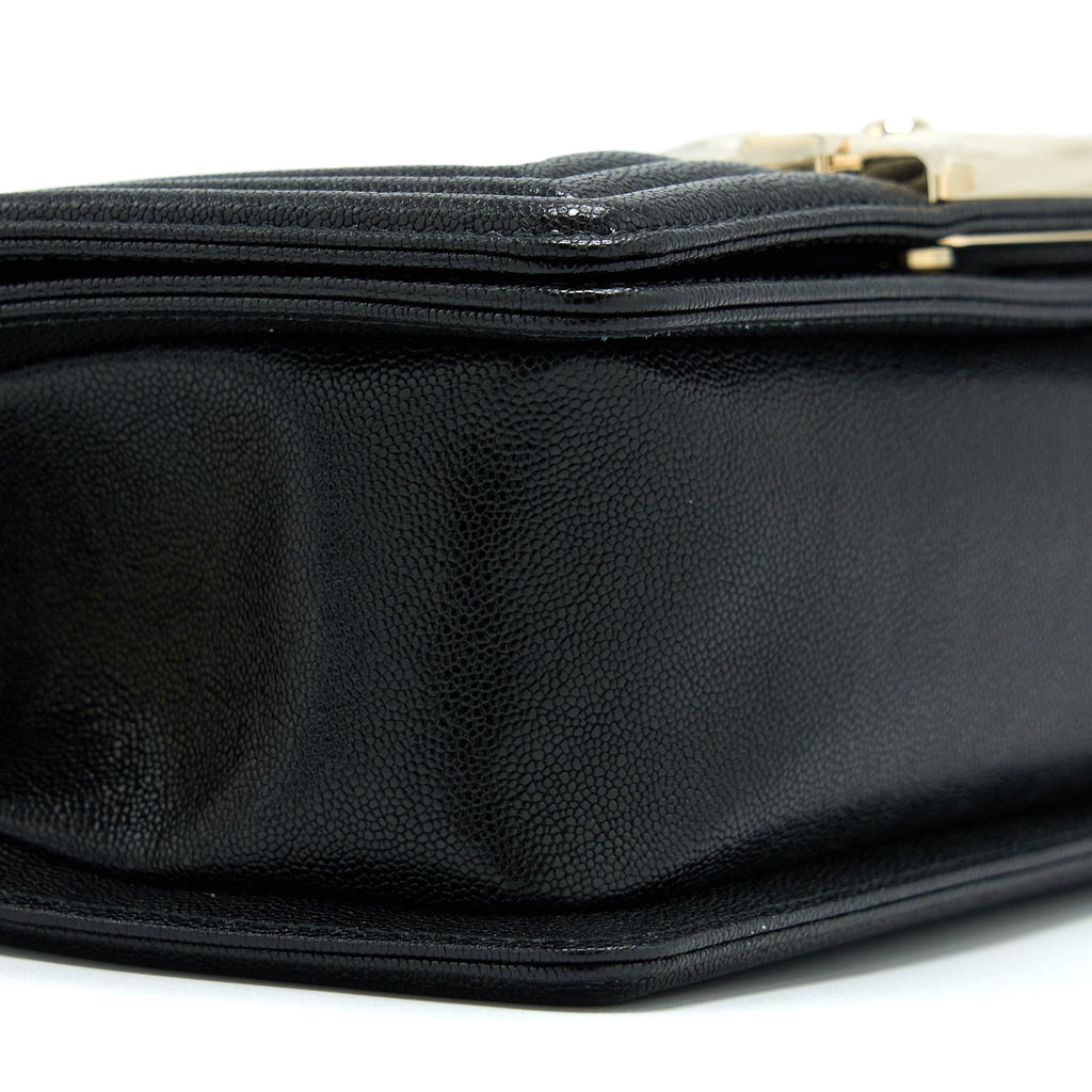 chanel-small-boy-bag-chevron-caviar-black-lghw