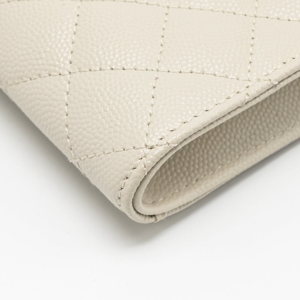 saint-laurent-envelope-flap-pouch-grained-calfskin-blanc-vintage-ghw