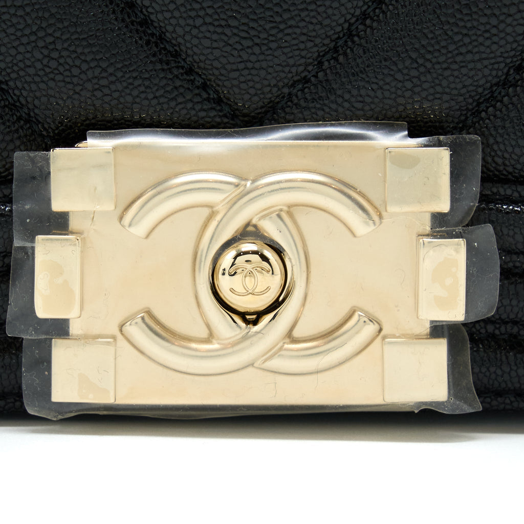 chanel-small-boy-bag-chevron-caviar-black-lghw