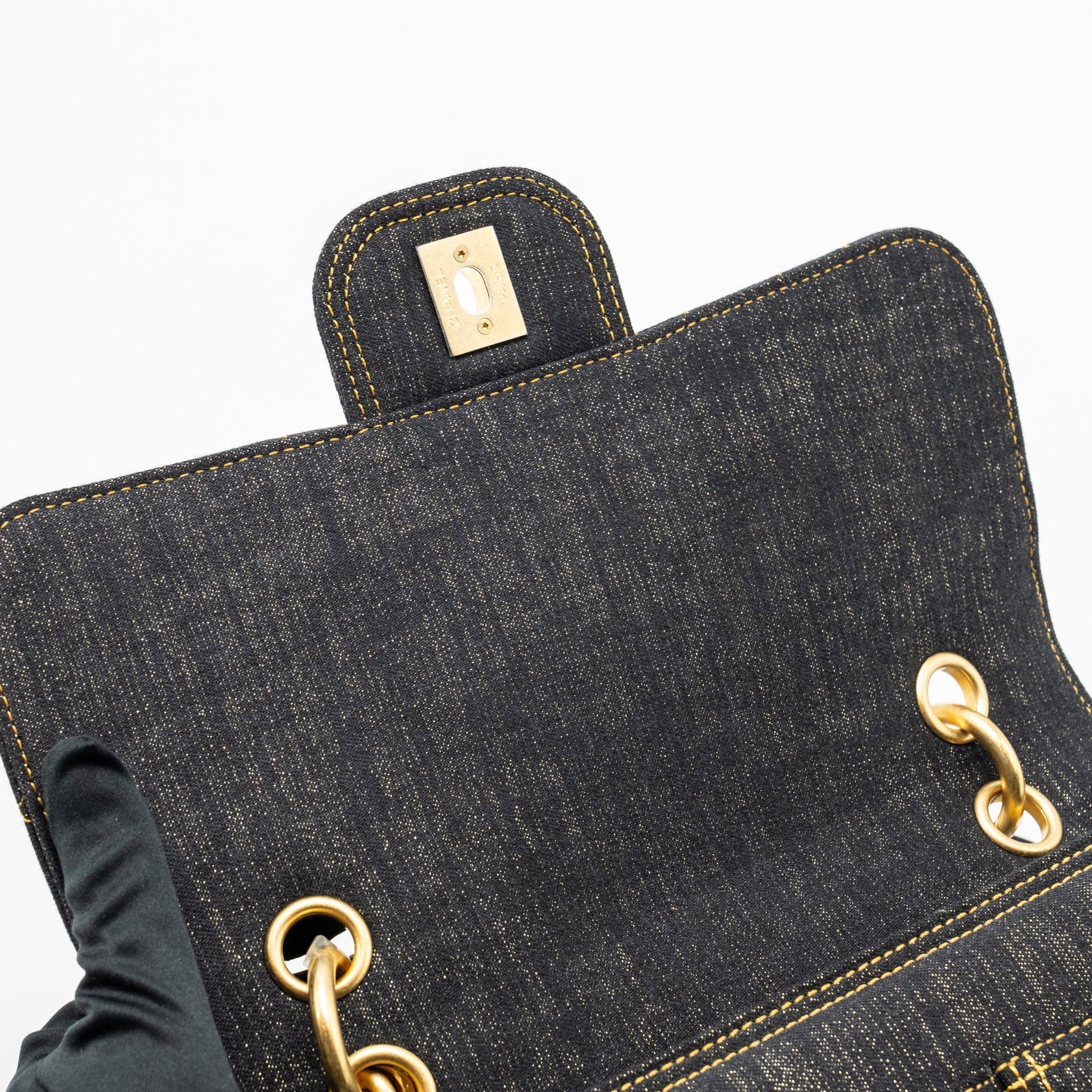 chanel-23s-flap-backpack-denim-dark-blue-with-brushed-ghw-microchip
