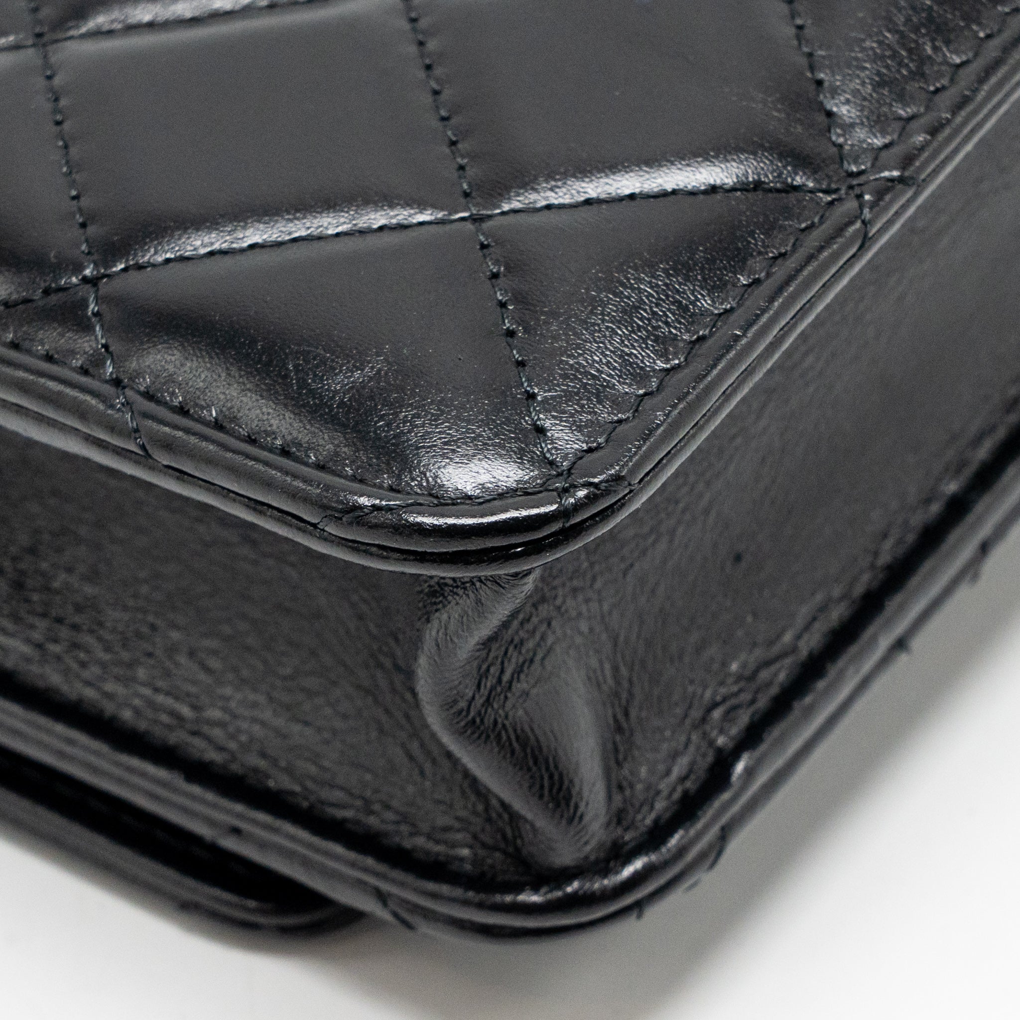 chanel-gold-crush-wallet-on-chain-calfskin-black-ghw-microchip