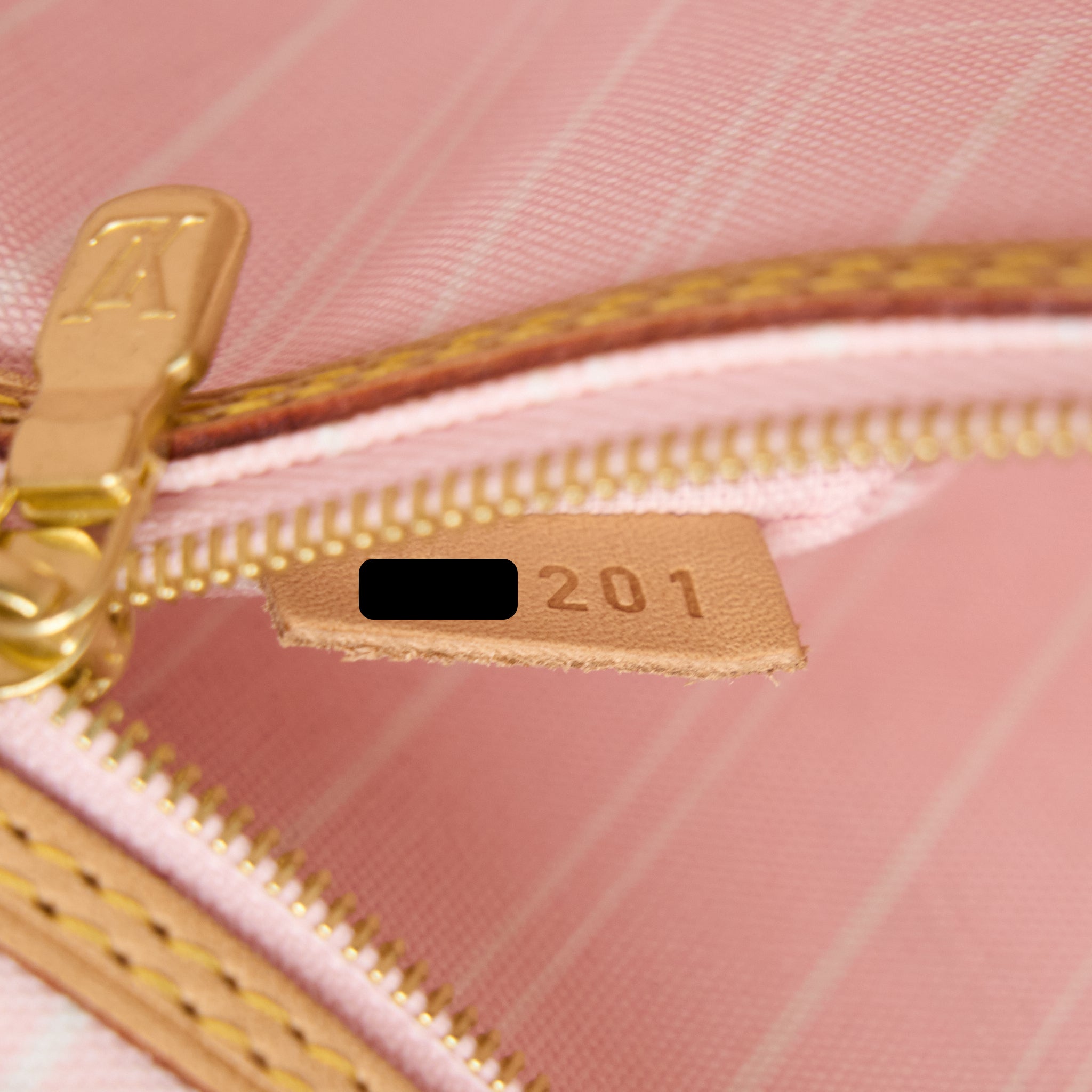 copy-of-louis-vuitton-neverfull-mm-by-the-pool-ombre-rose-ghw