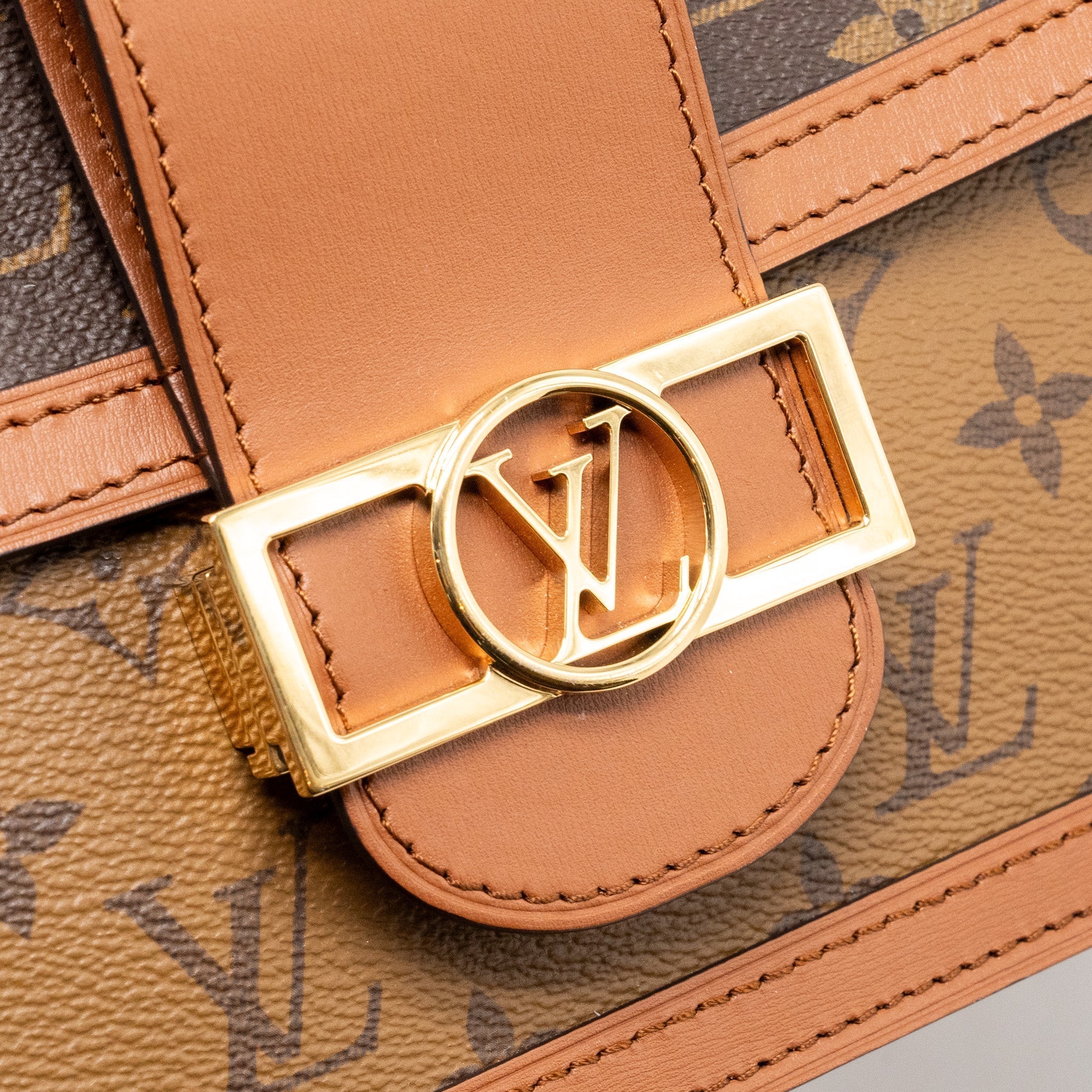 louis-vuitton-dauphine-mm-monogram-canvas-ghw-2