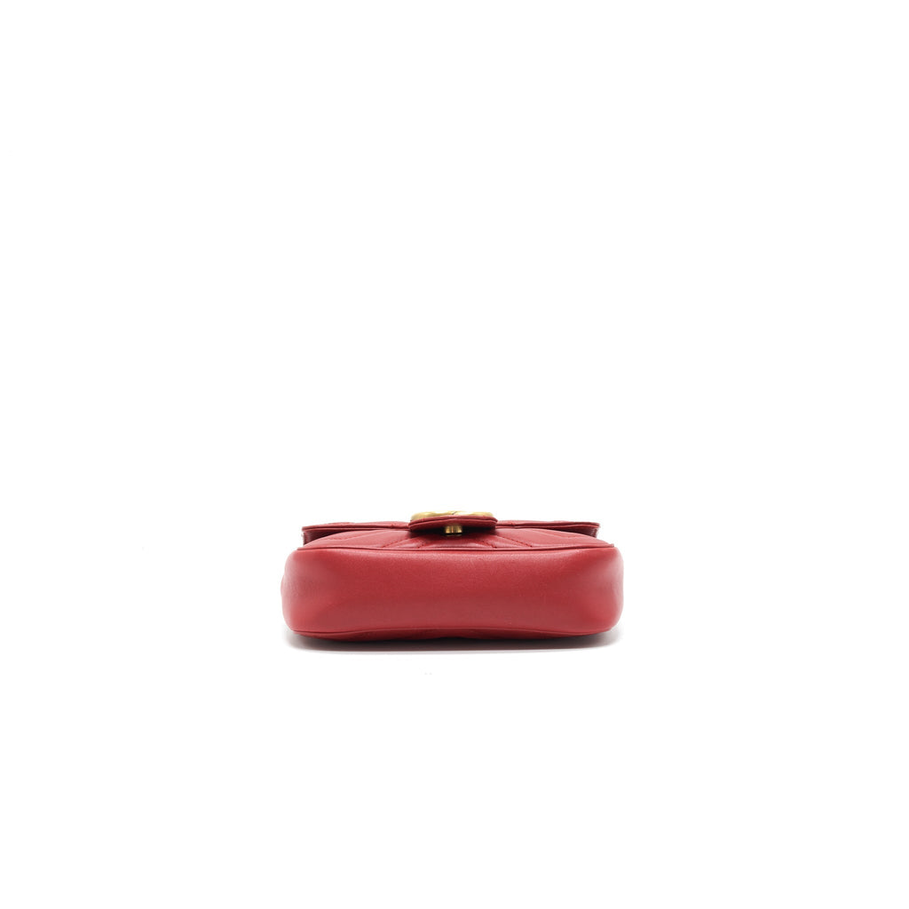 gucci-gg-marmont-super-mini-leather-bag-red