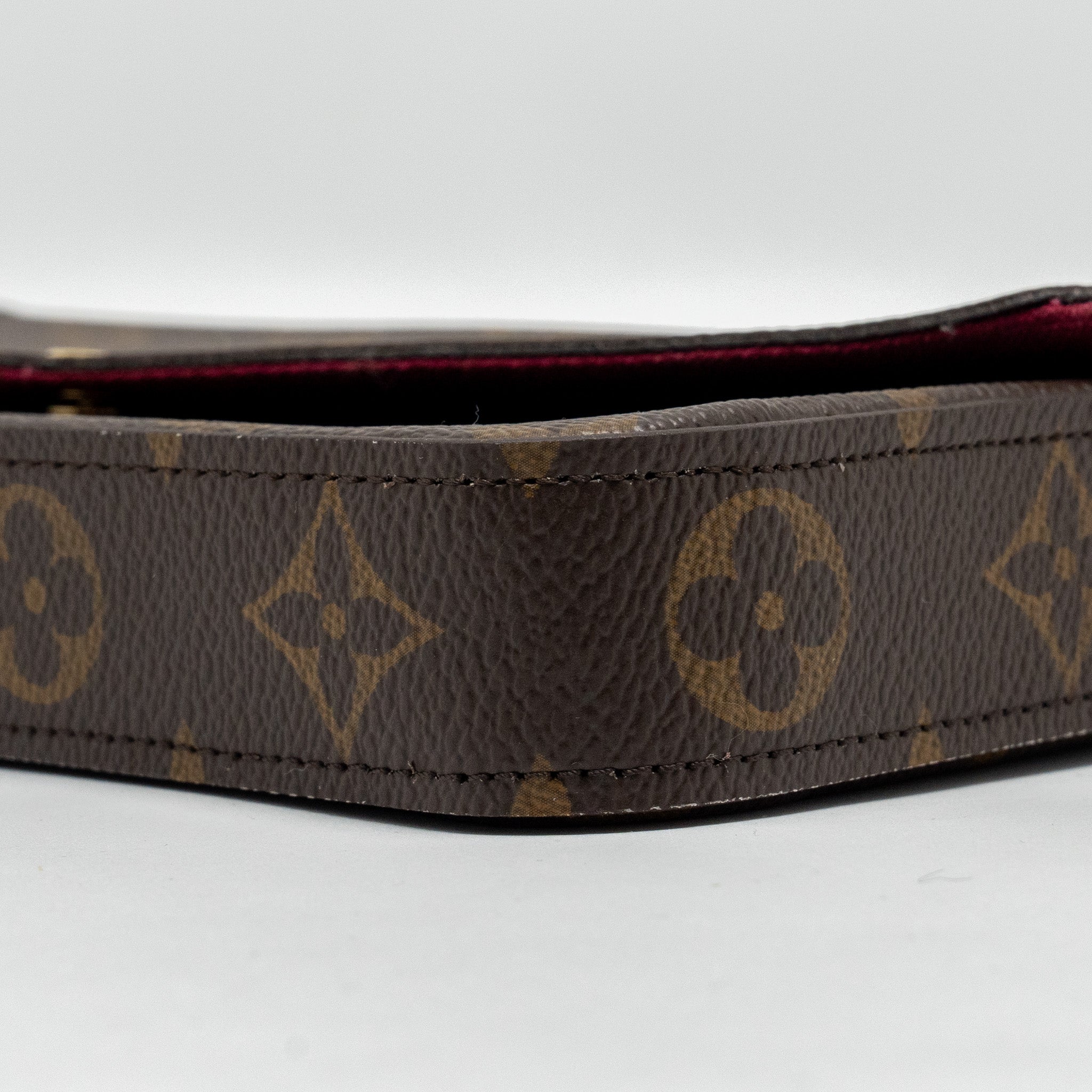 louis-vuitton-felicie-pochette-monogram-canvas-ghw-15