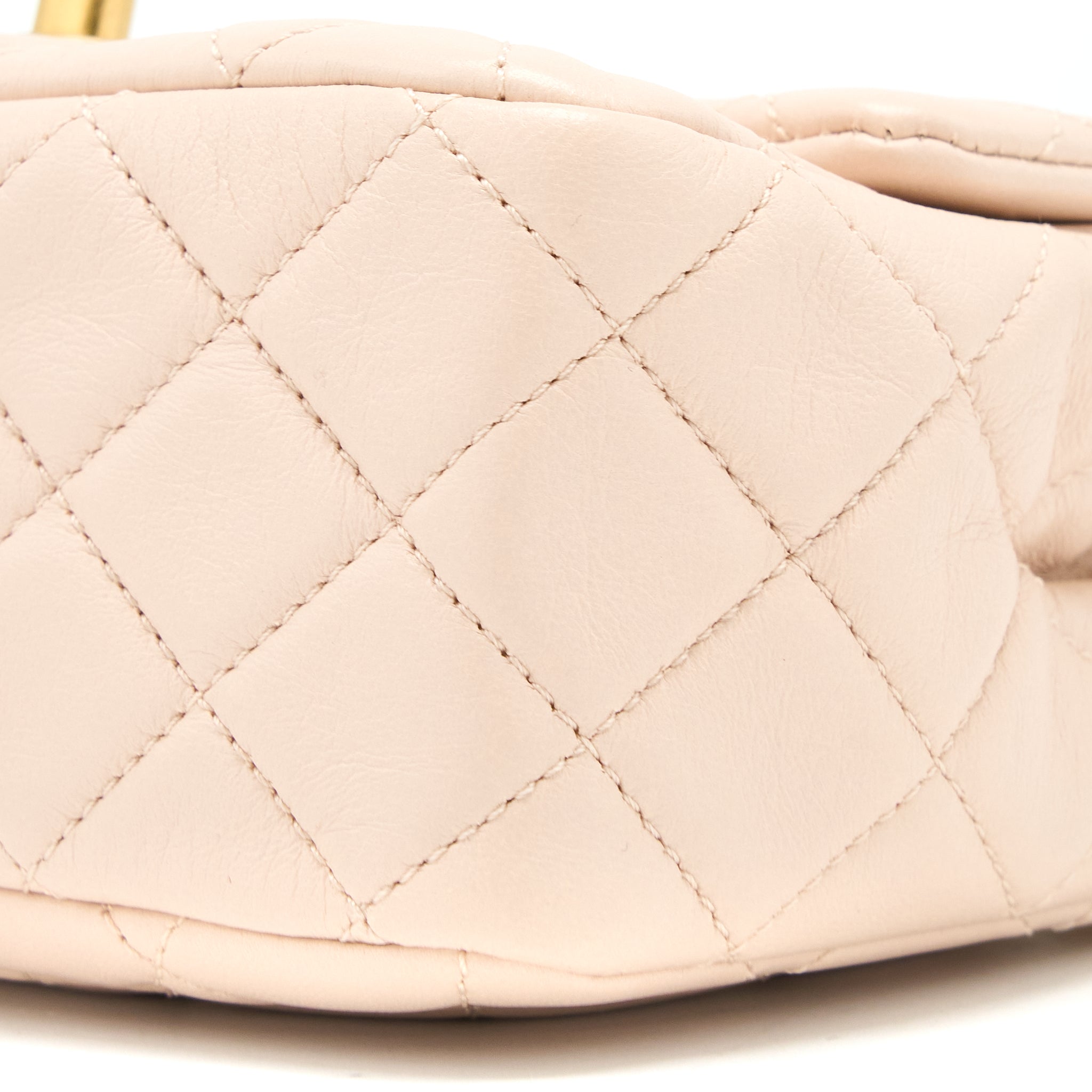 chanel-pearl-crush-mini-square-lambskin-light-beige-brushed-ghwmicrochip-1