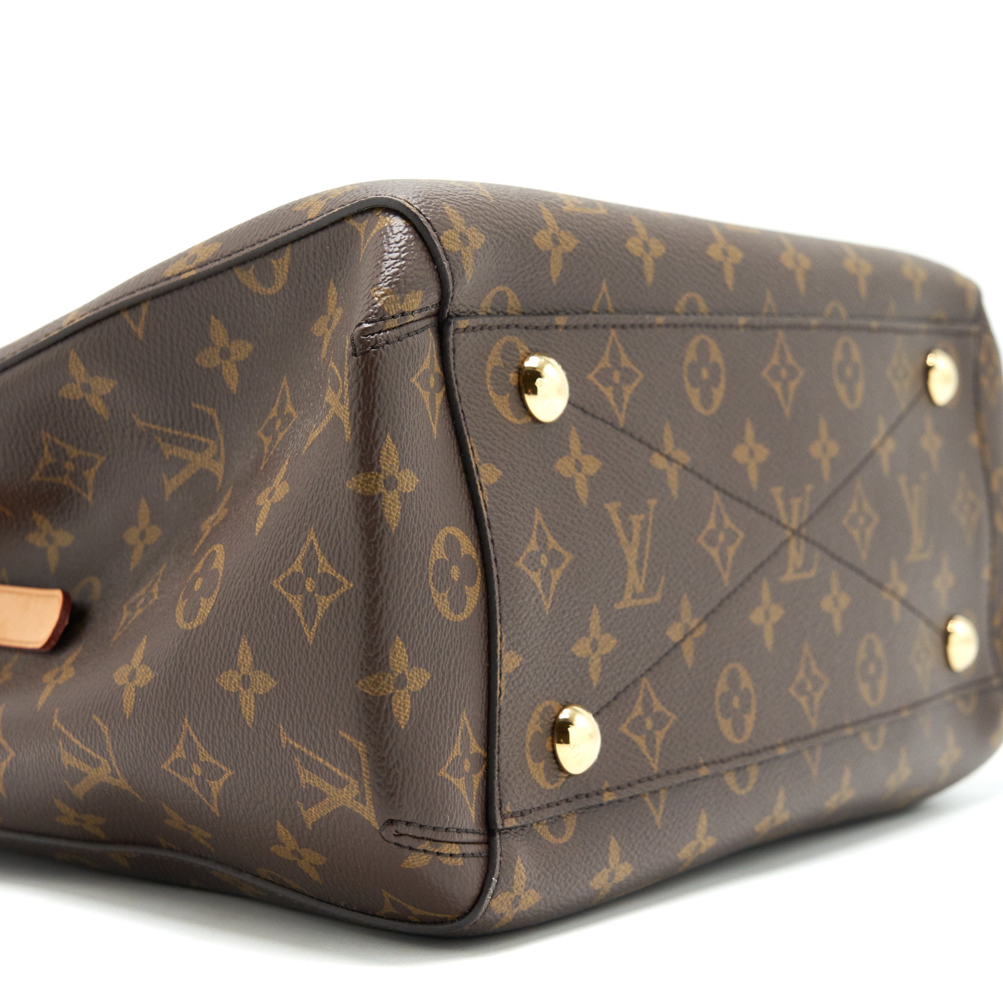 louis-vuitton-montaigne-bag-mm-monogram