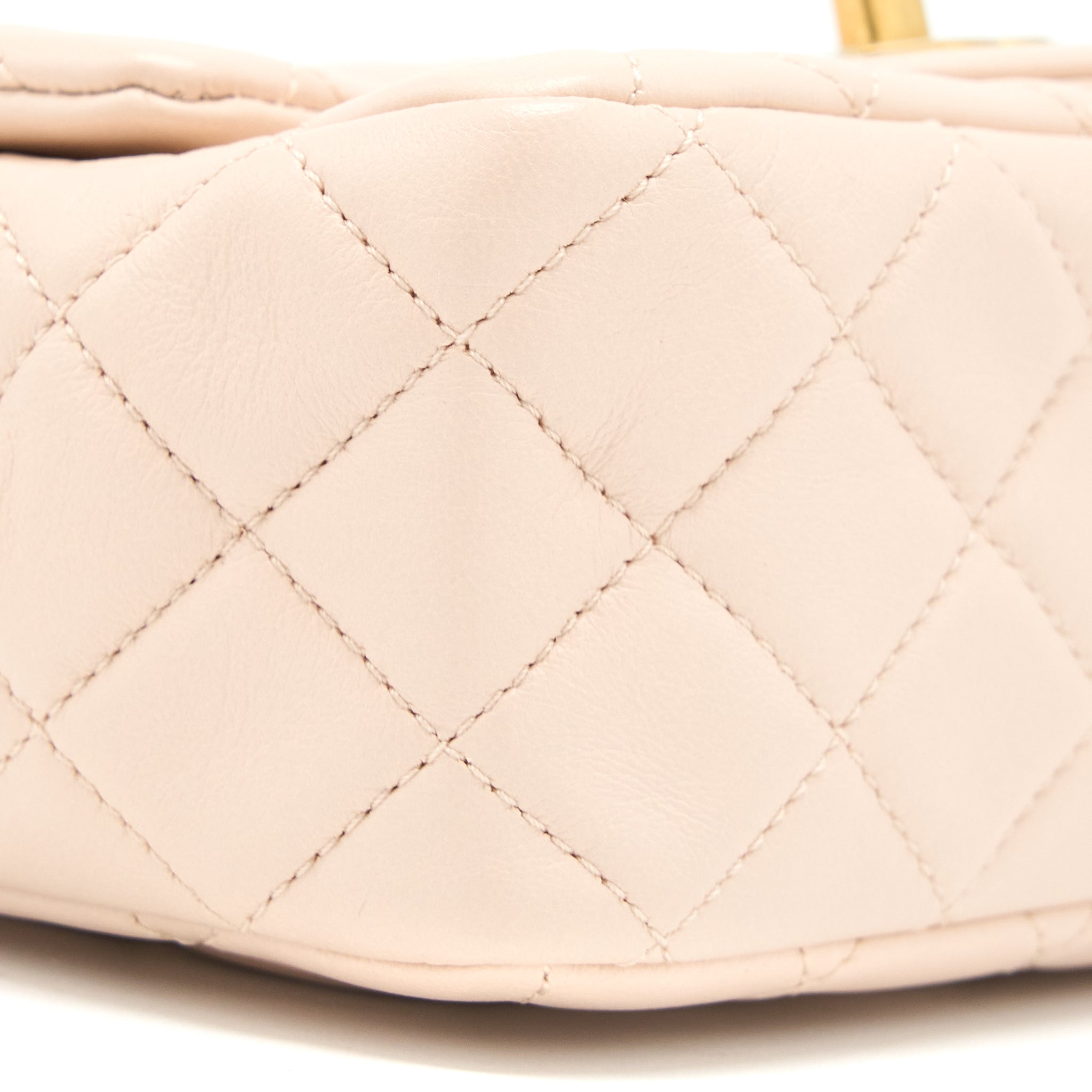 chanel-pearl-crush-mini-square-lambskin-light-beige-brushed-ghwmicrochip-1