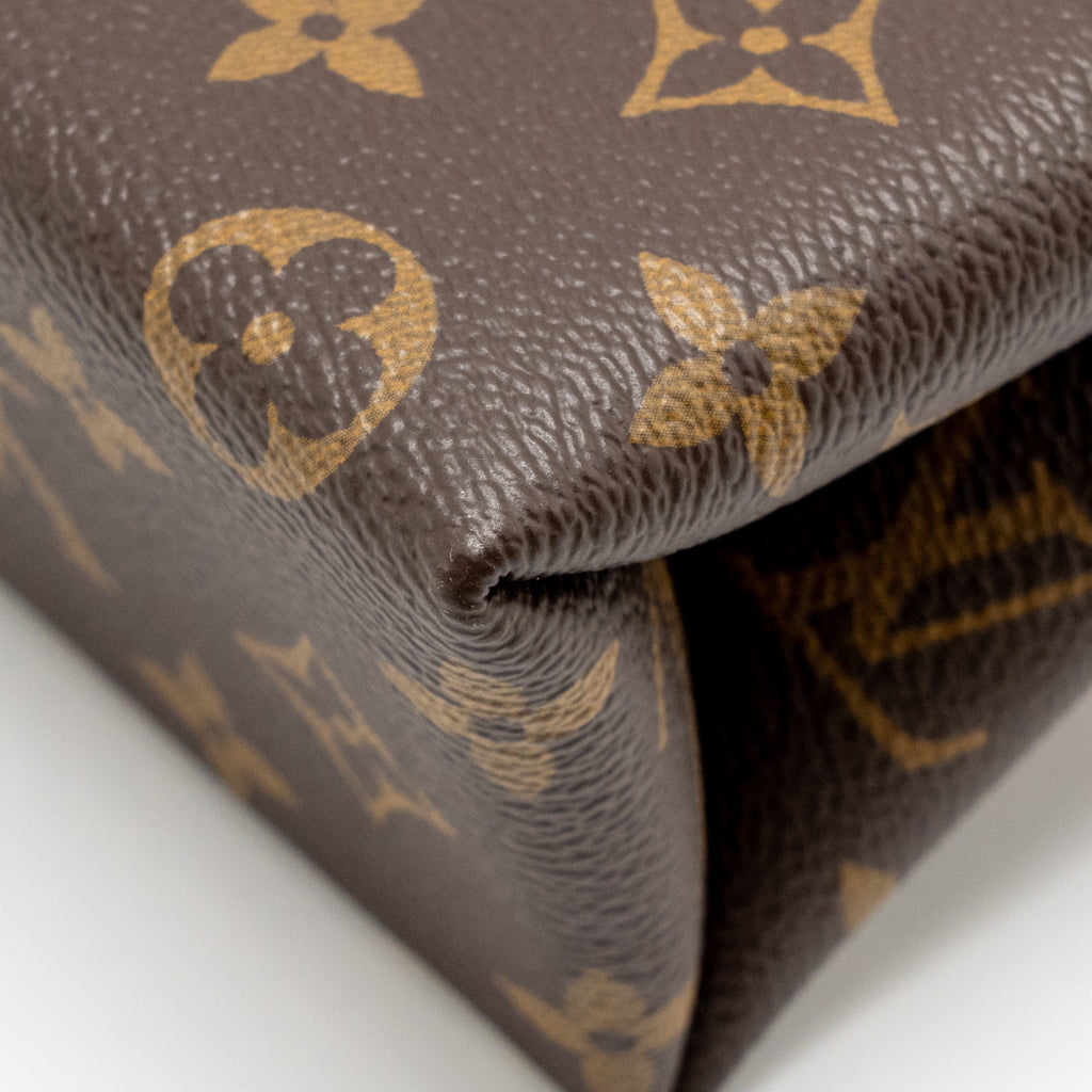 louis-vuitton-locky-bb-monogram-canvas-rose-poudre-ghw