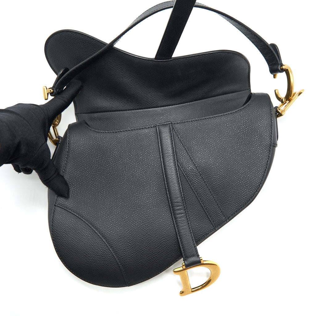dior-medium-saddle-bag-grained-calfskin-black-ghw
