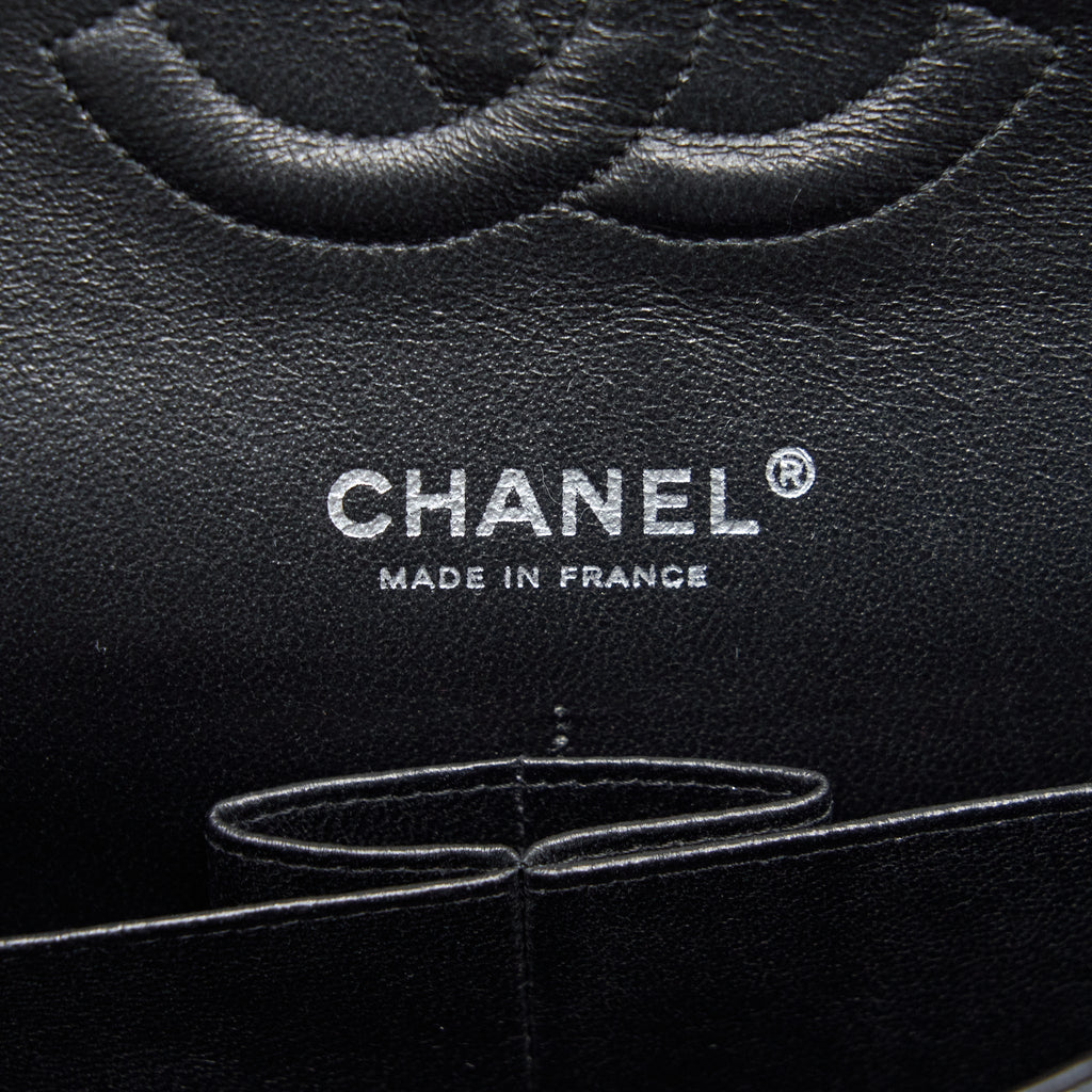 chanel-medium-classic-flap-bag-caviar-black-shw