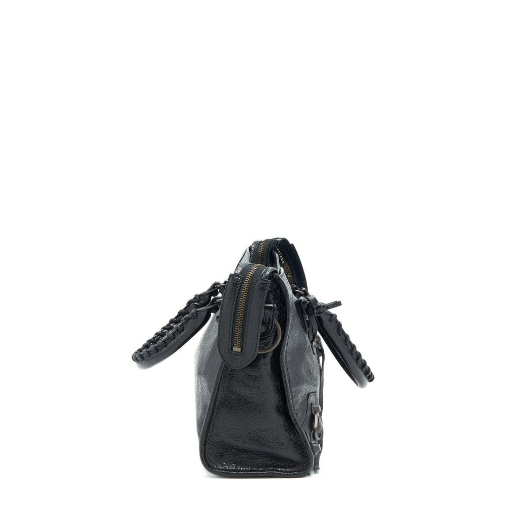balenciaga-small-classic-city-crossbody-bag-black-with-logo-print-strap