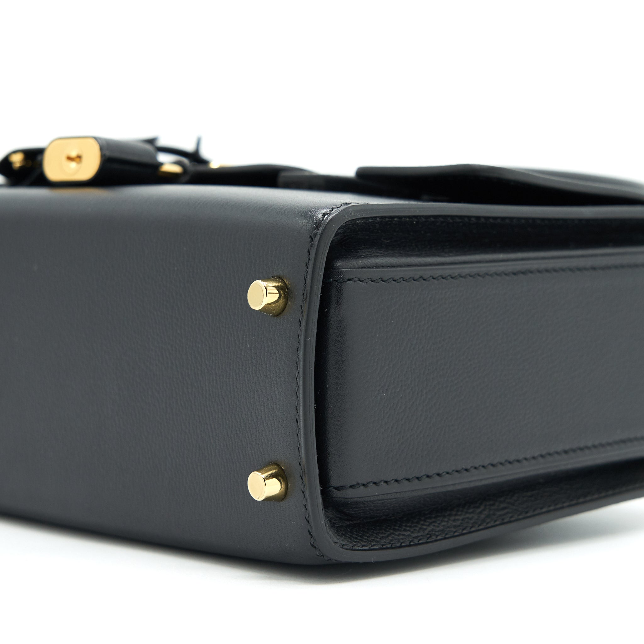 hermes-new-drag-22-bag-black-ghw-stamp-z-1