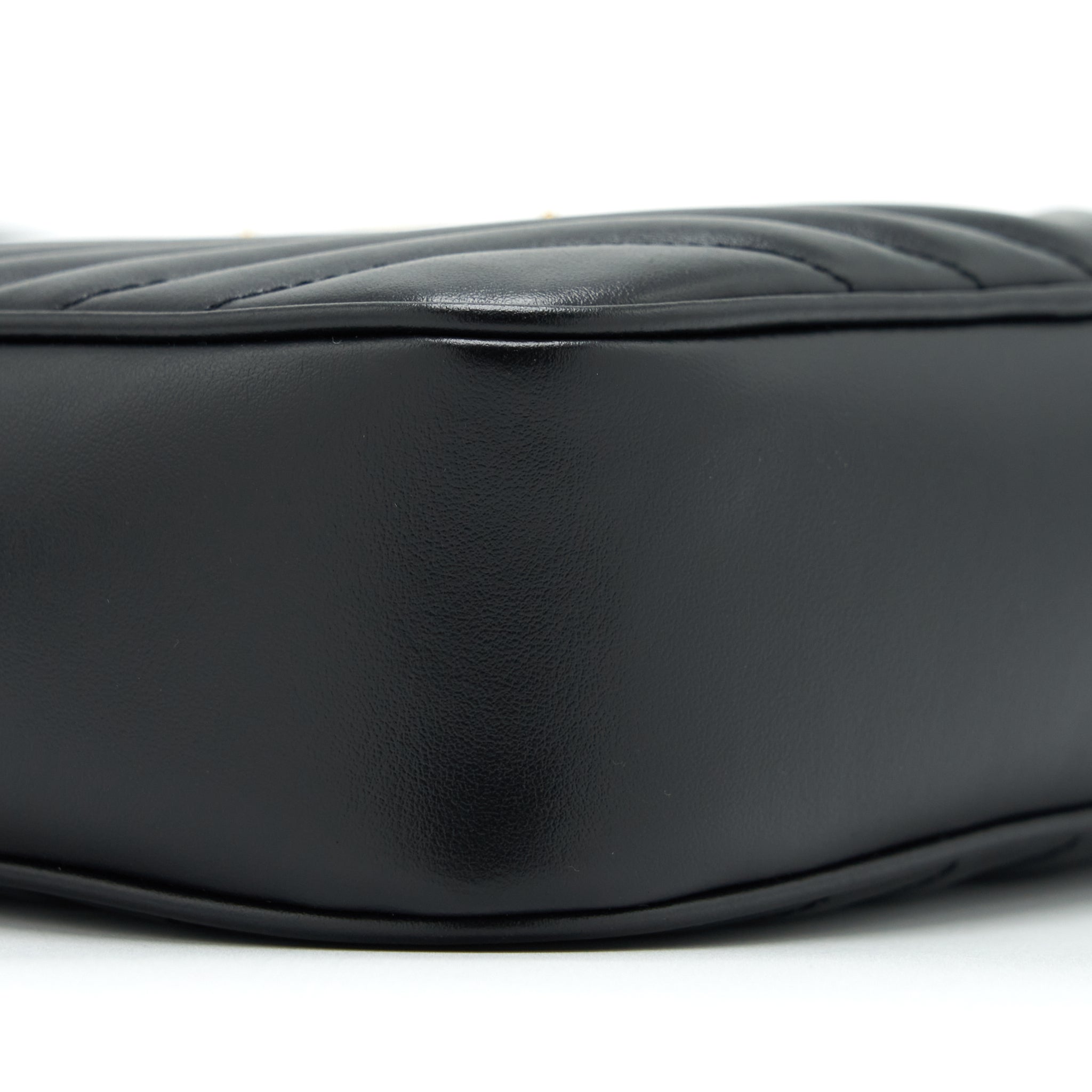 saint-laurent-ysl-lou-camera-bag-calfskin-black-ghw