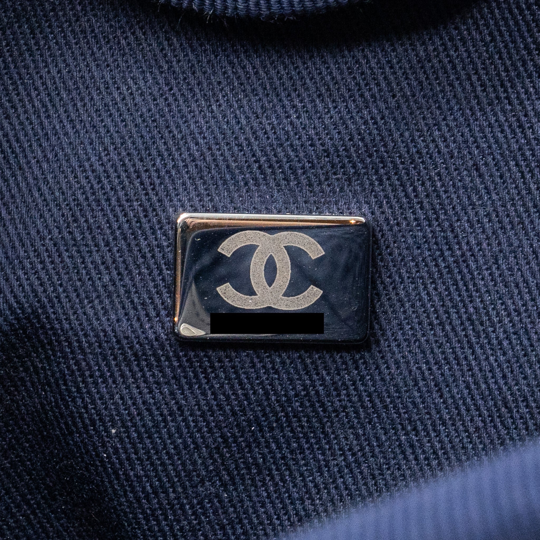 chanel-small-deauville-tote-bag-canvas-navy-shw-microchip