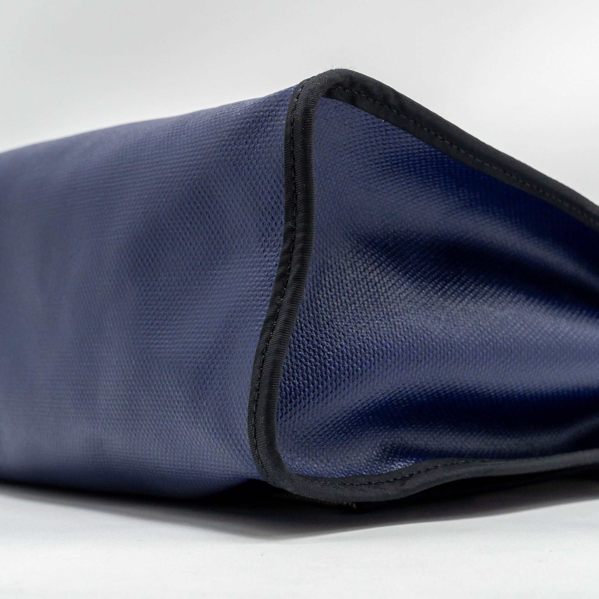 hermes-herbag-31-zip-bag-tolie-h-berline-canvas-vache-hunter-blue-encre-black-shw-stamp-c