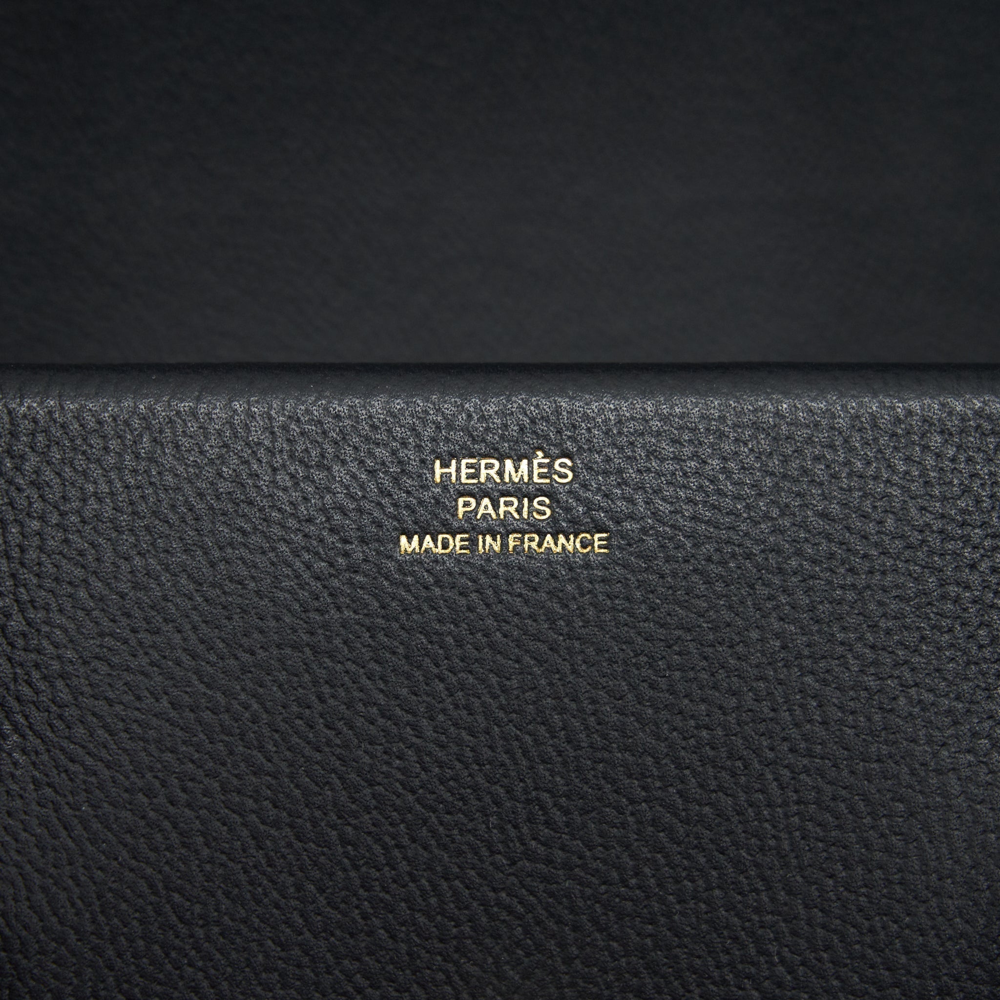 hermes-new-drag-22-bag-black-ghw-stamp-z-1