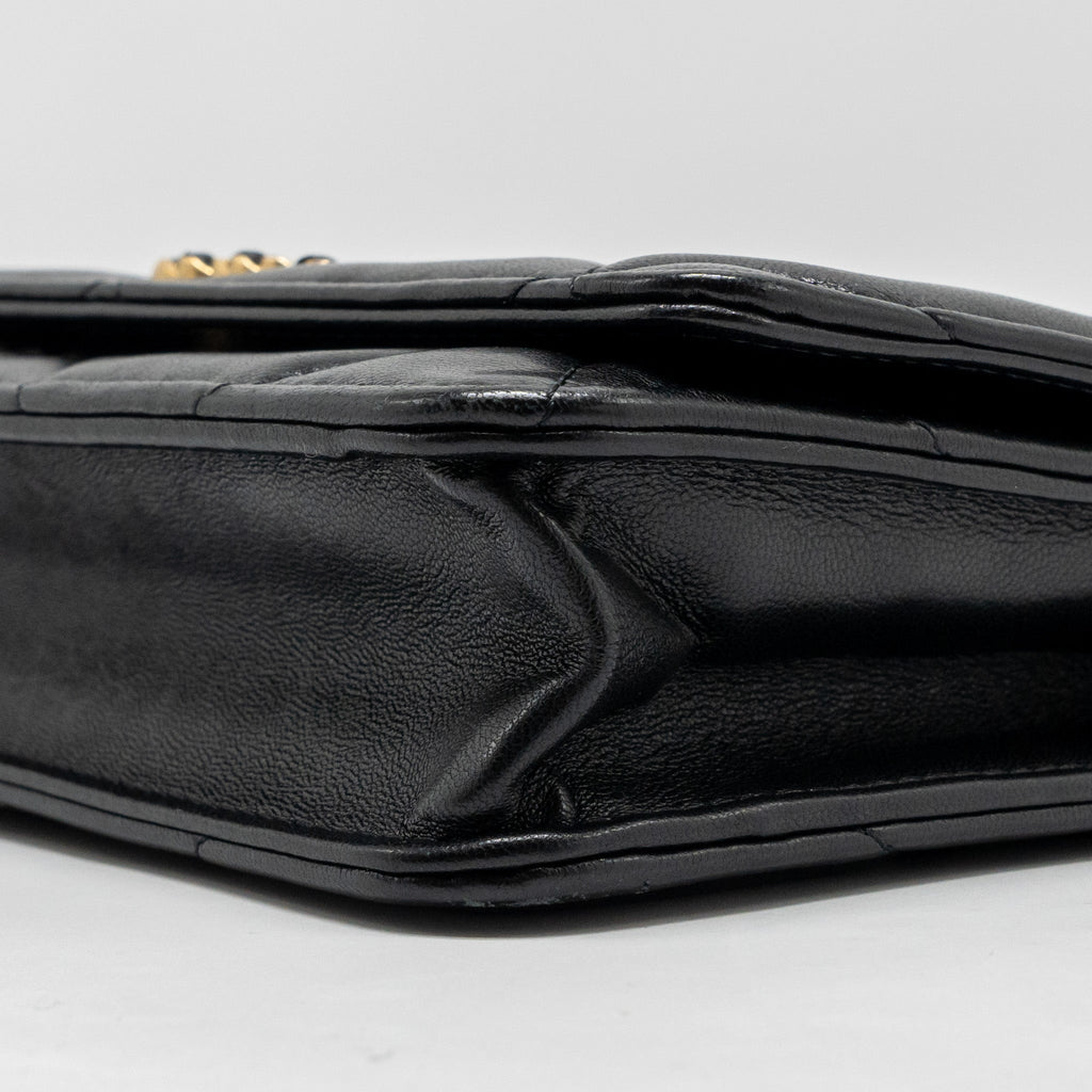 chanel-19-wallet-on-chain-lambskin-black-multicolour-hardware