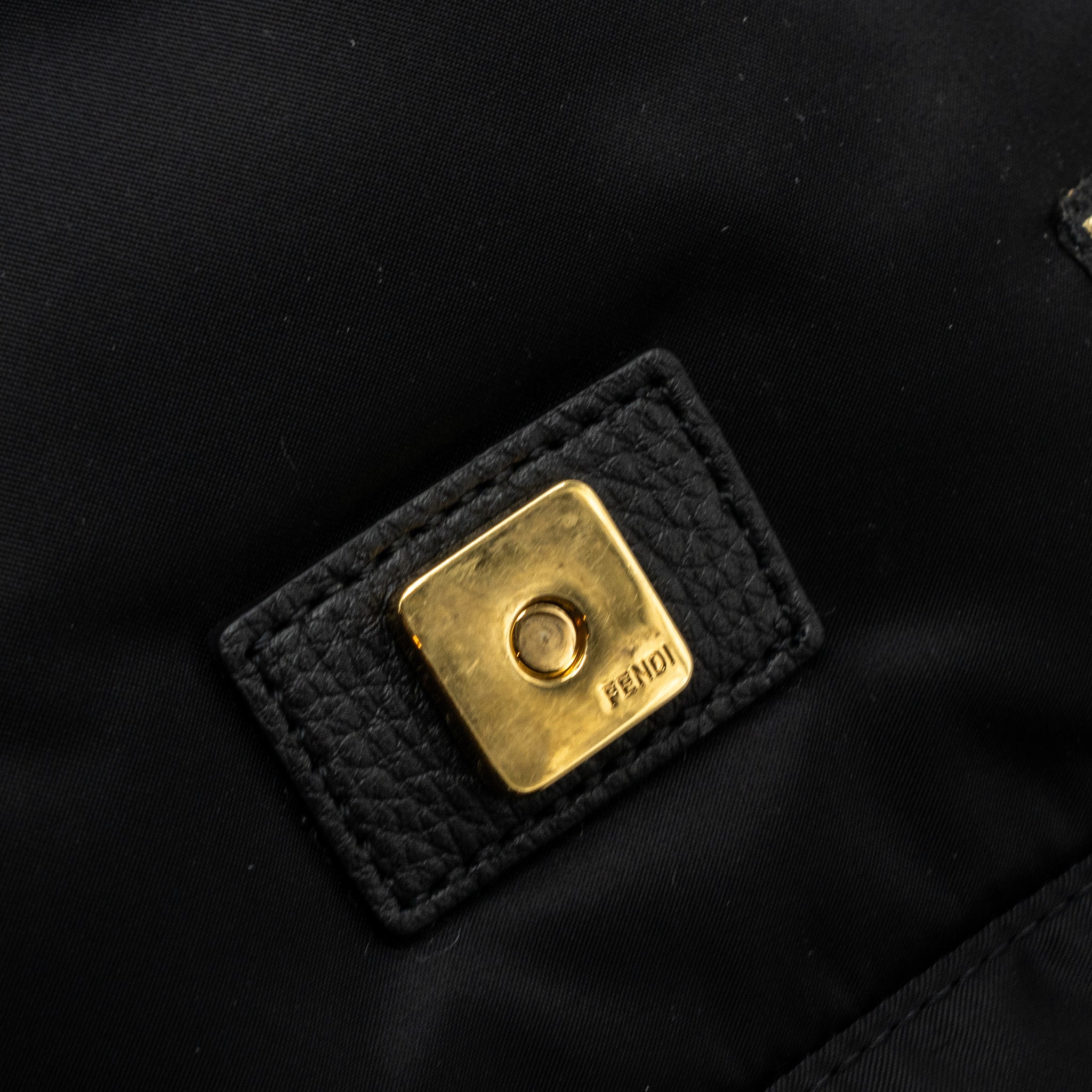 fendi-regular-baguette-nylon-black-ghw