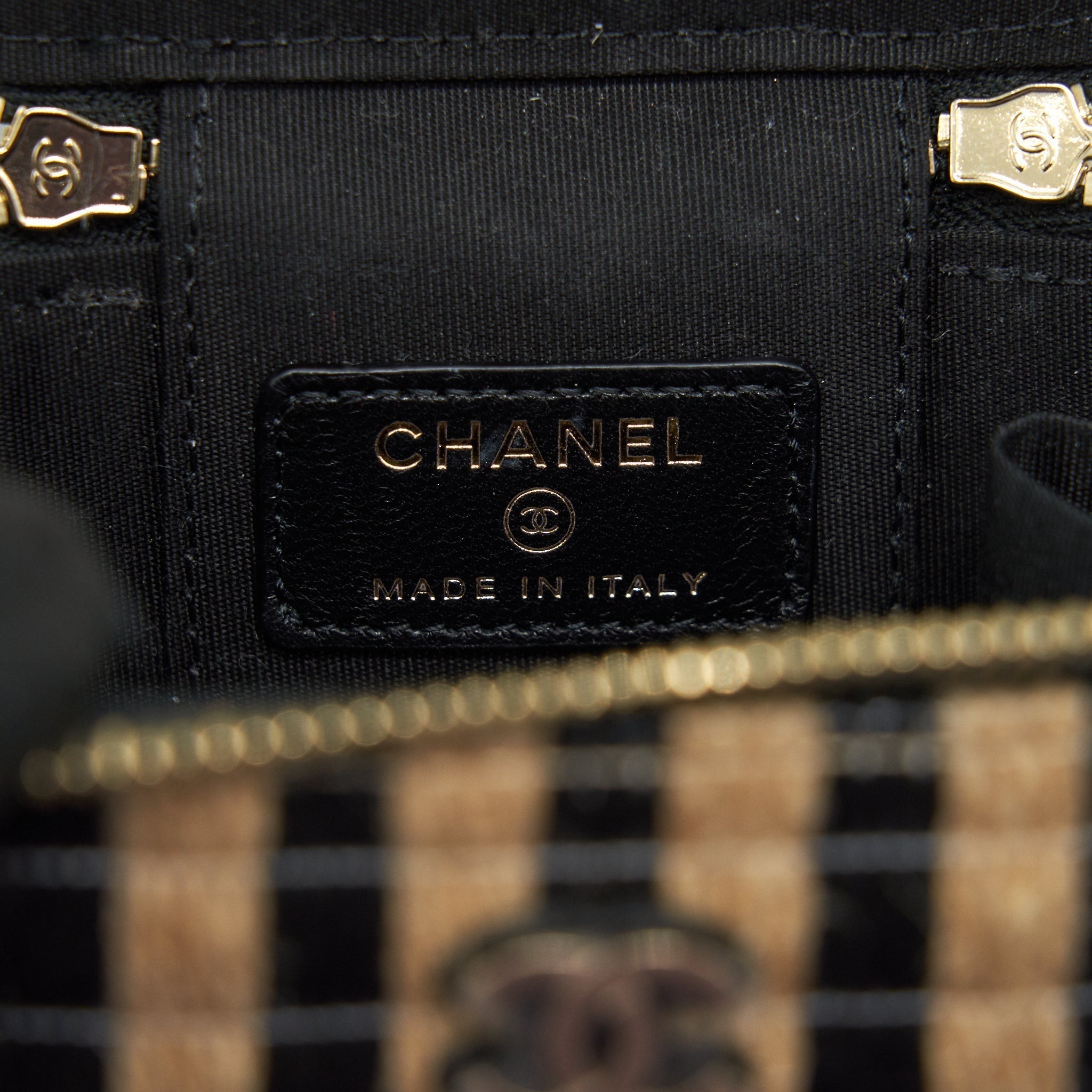 chanel-small-vanity-with-chain-raffia-black-beige-stripe