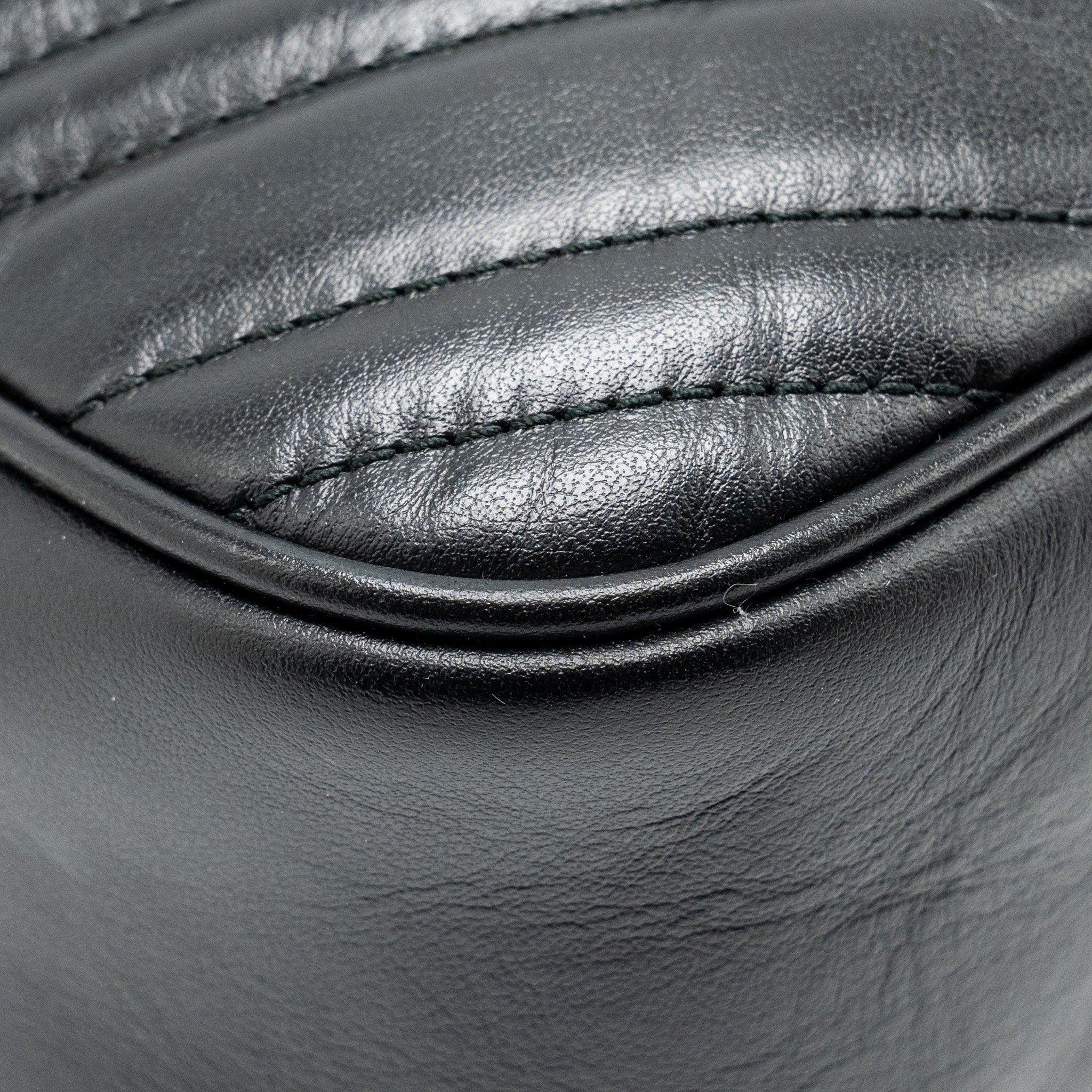 gucci-marmont-camera-bag-calfskin-black-ghw