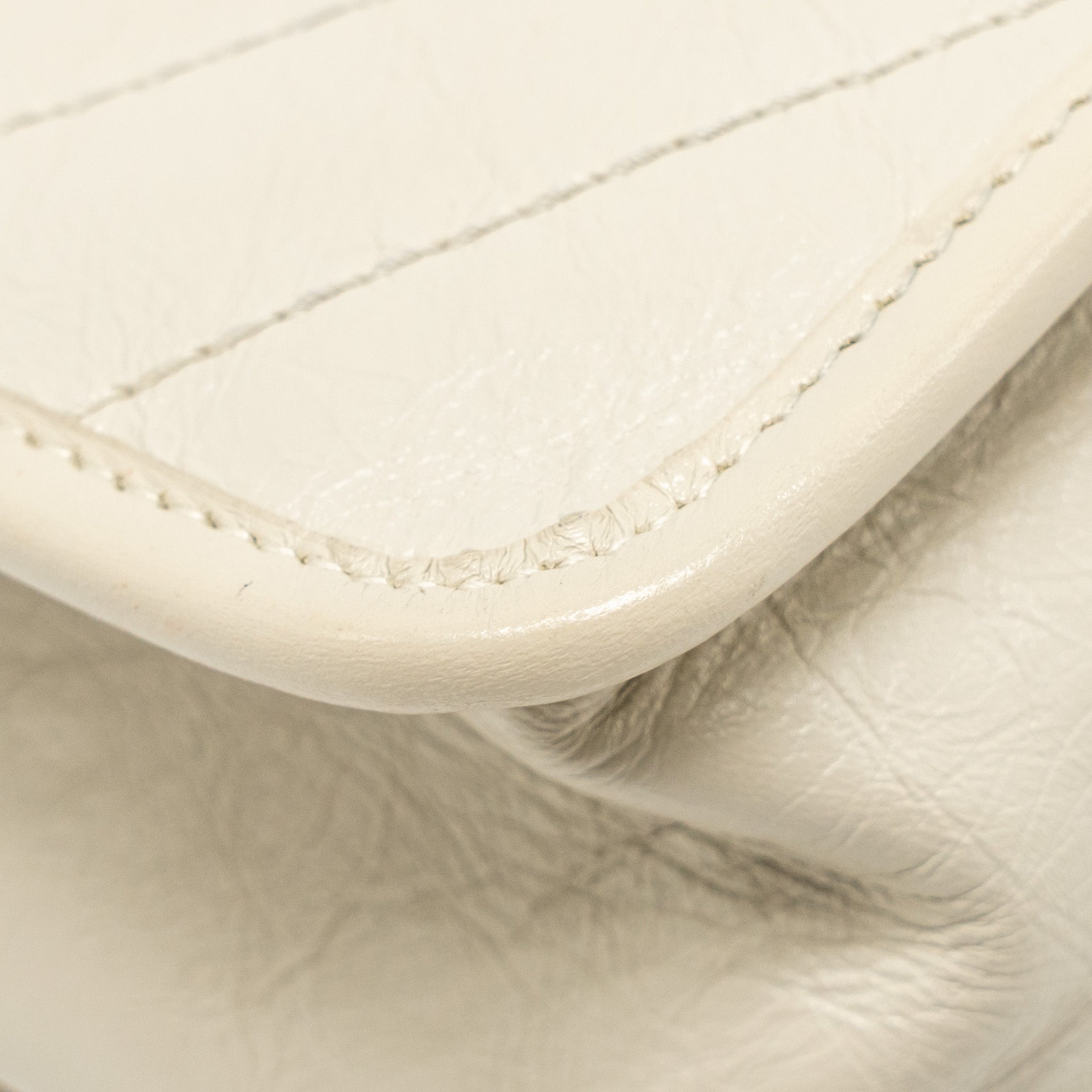 saint-laurent-niki-baby-calfskin-cream-shw