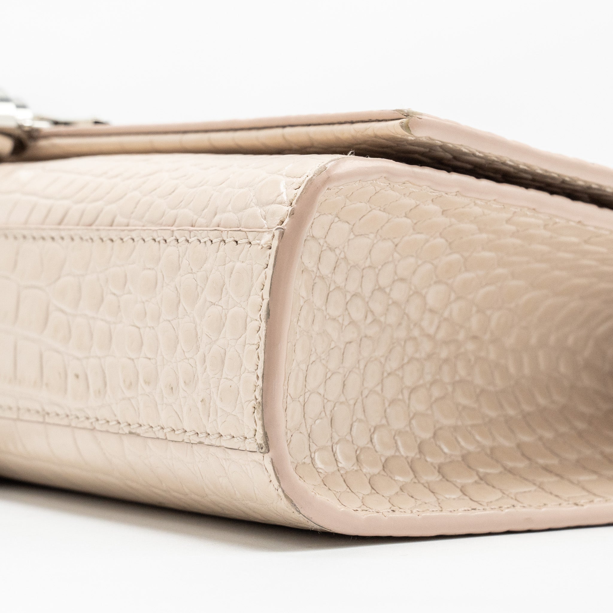 saint-laurent-ysl-kate-bag-croc-embossed-calfskin-beige-shw