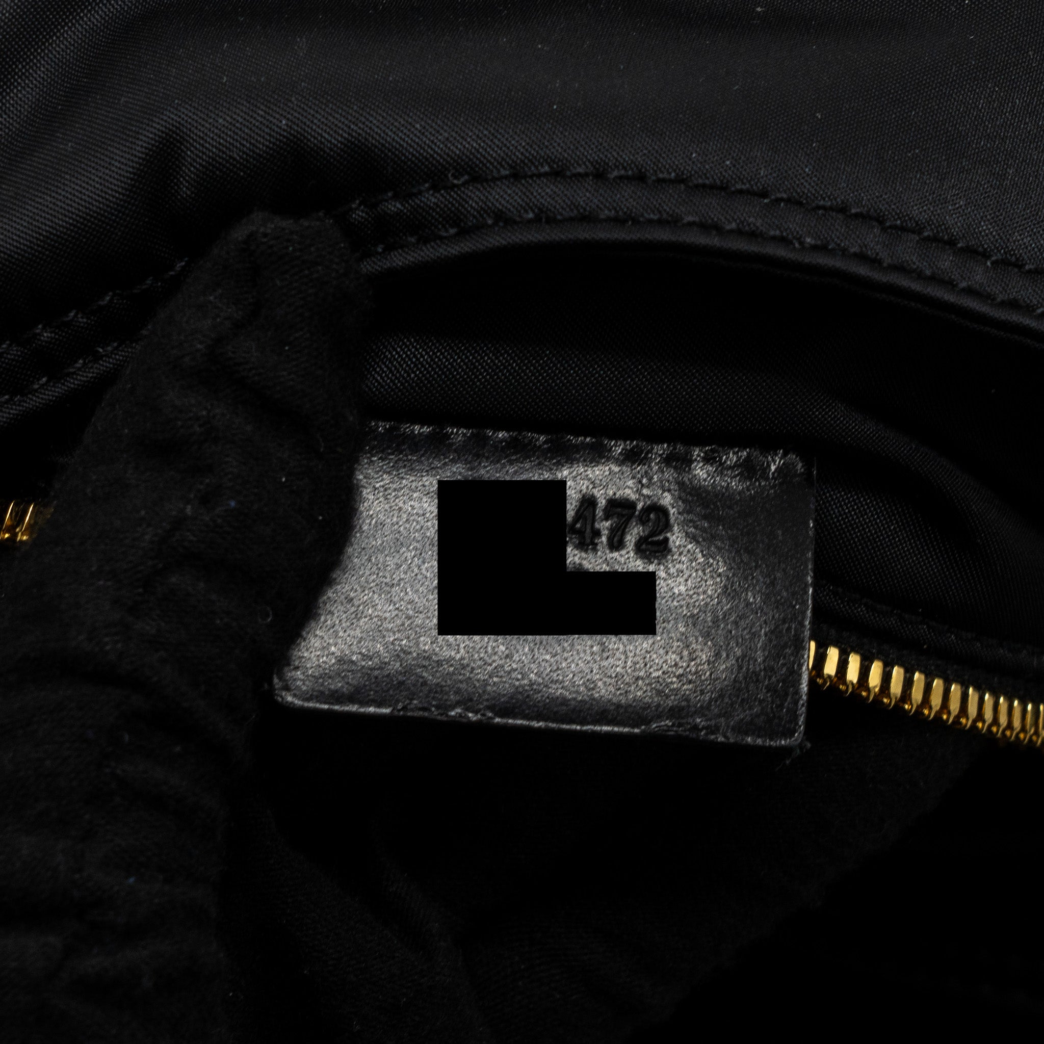 fendi-regular-baguette-nylon-black-ghw