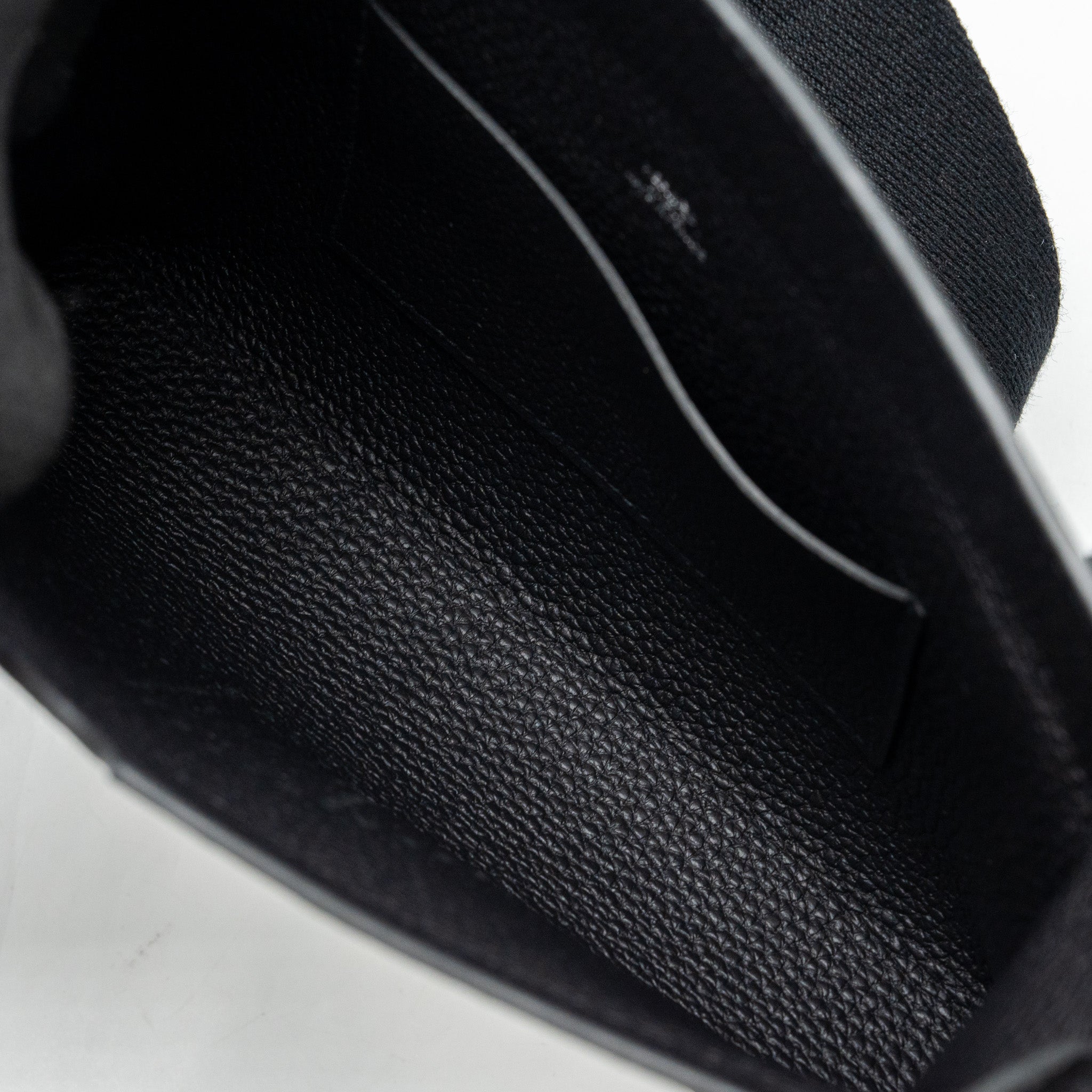 hermes-videpoches-togo-black-shw-stamp-b