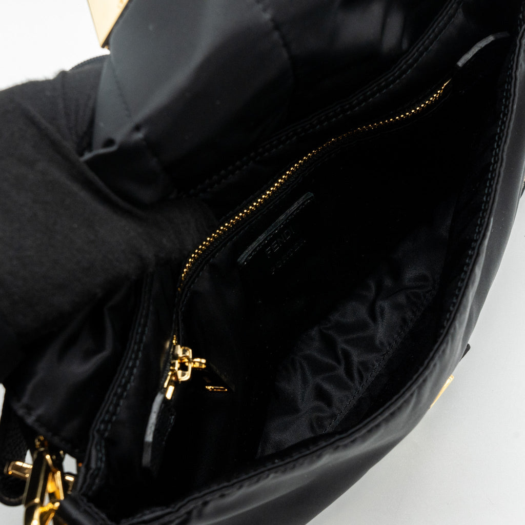 fendi-regular-baguette-nylon-black-ghw