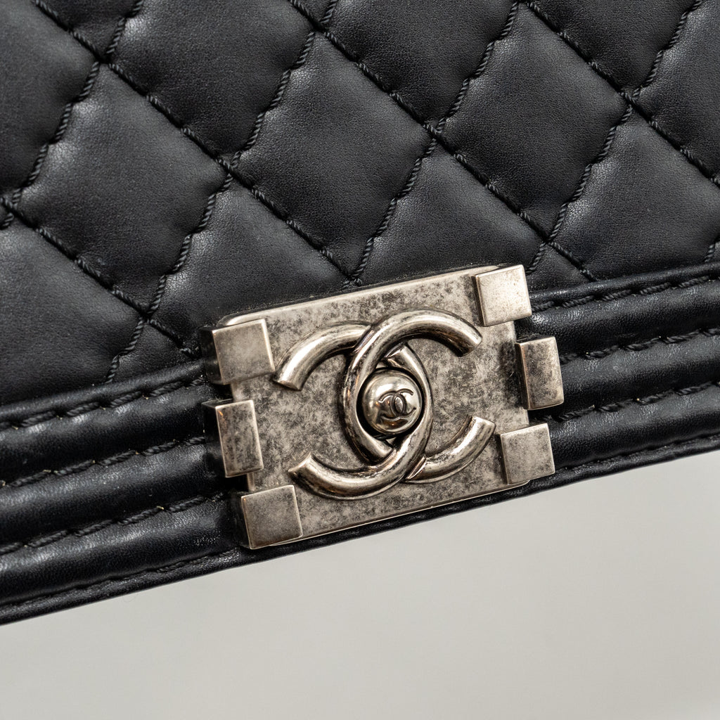 chanel-boy-black-1