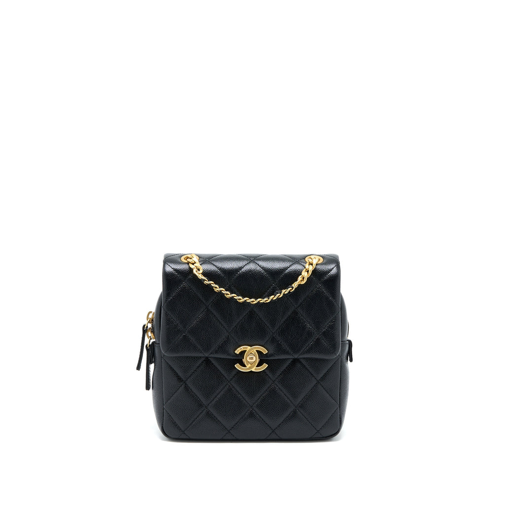 chanel-22p-flap-backpack-caviar-black-brushed-ghw-microchip