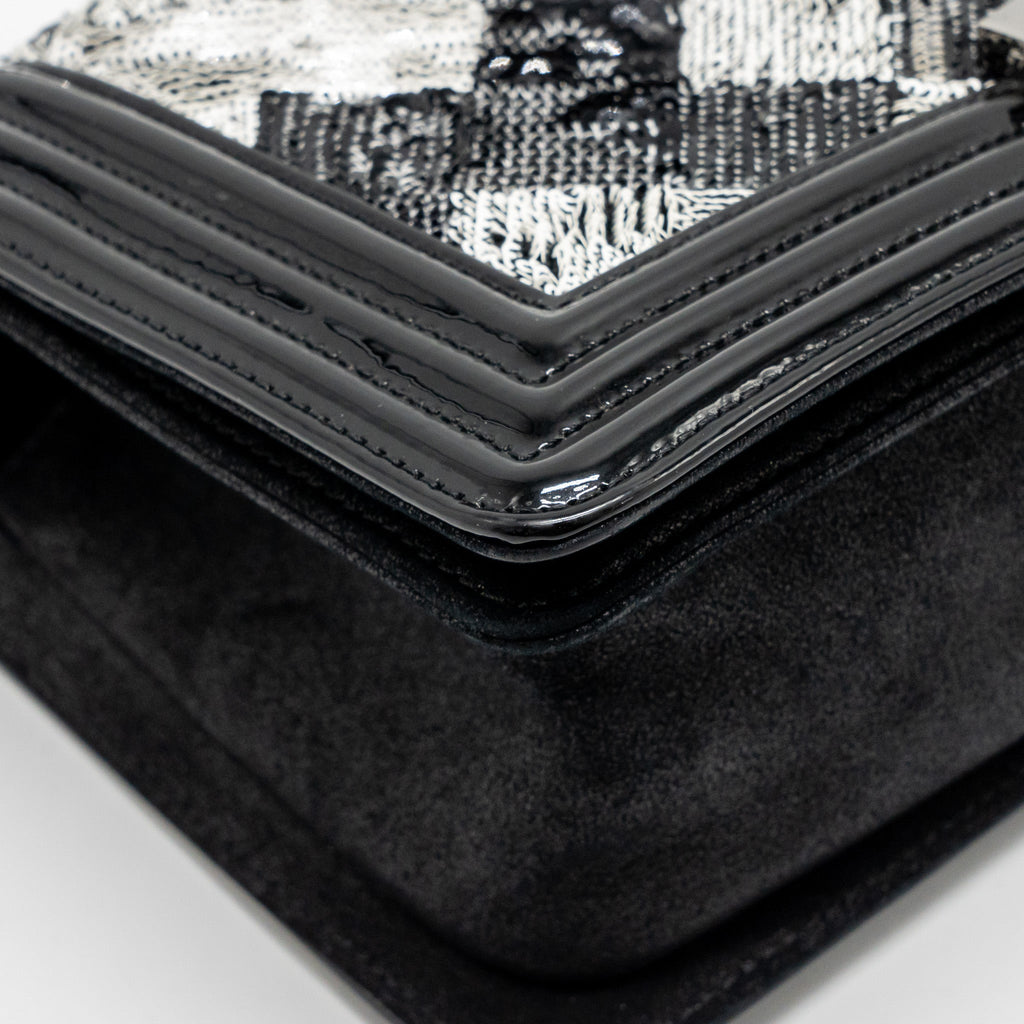 chanel-medium-boy-bag-sequin-patent-black-white-shw-copy