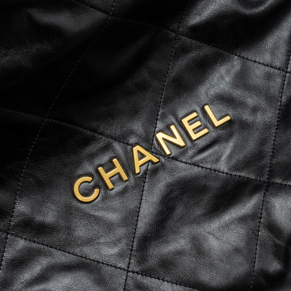 chanel-medium-22-bag-calfskin-black-ghw-microchip