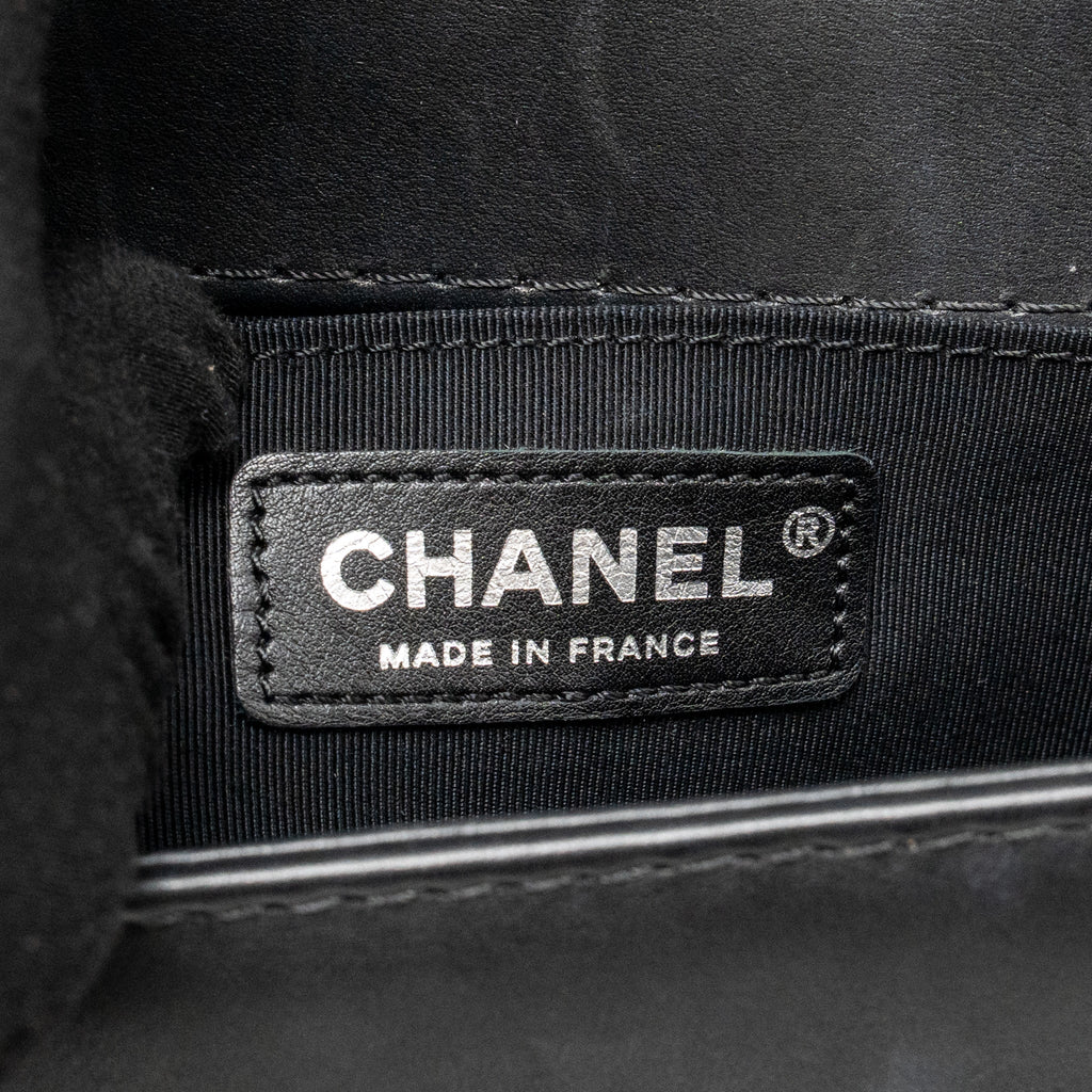 chanel-boy-black-1