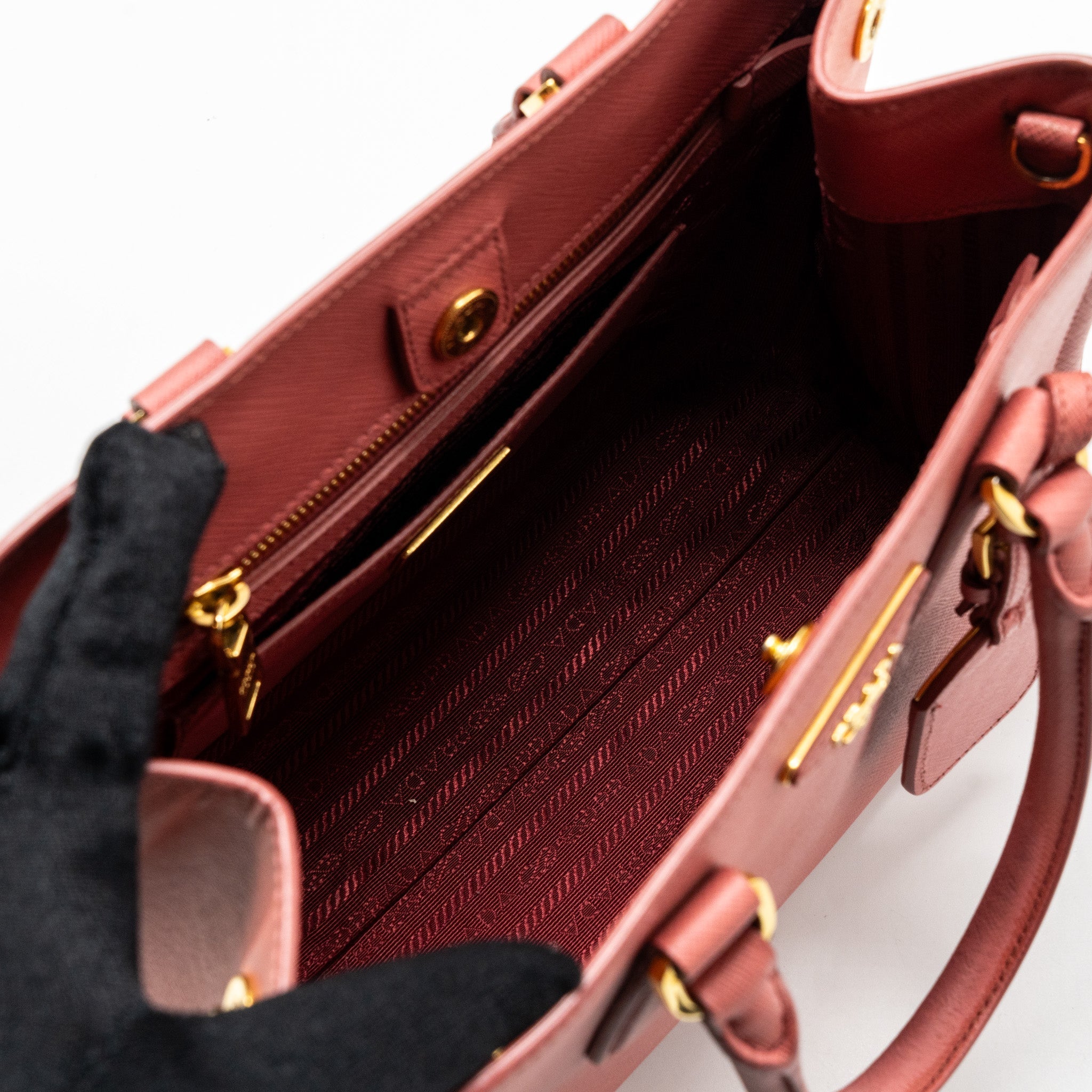 prada-top-handle-small-tote-bag-saffiano-calfskin-pink-ghw