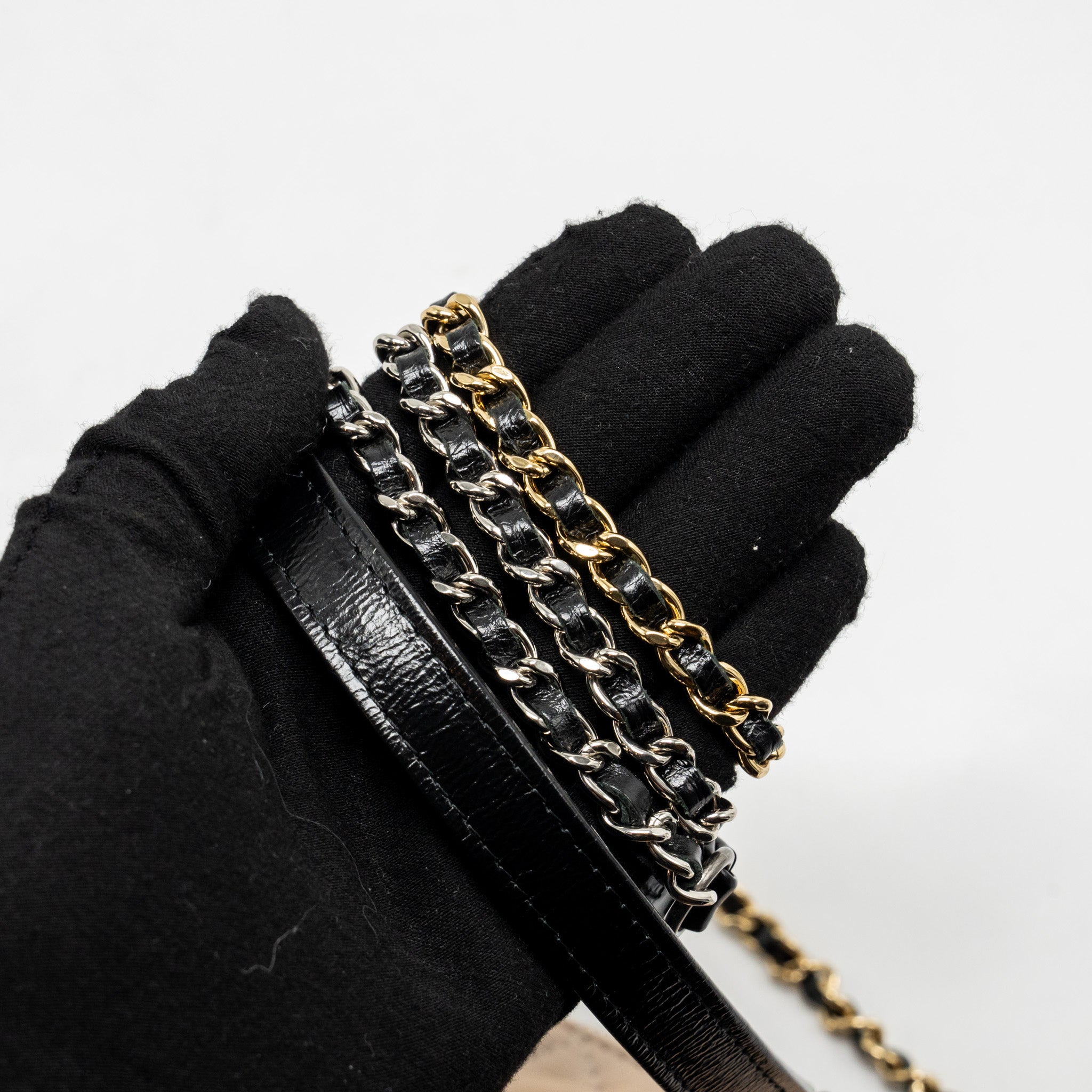 chanel-bag-black-4