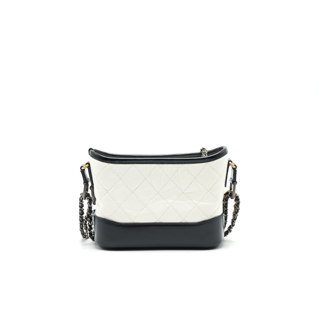 chanel-small-gabrielle-hobo-bag-white-black-1