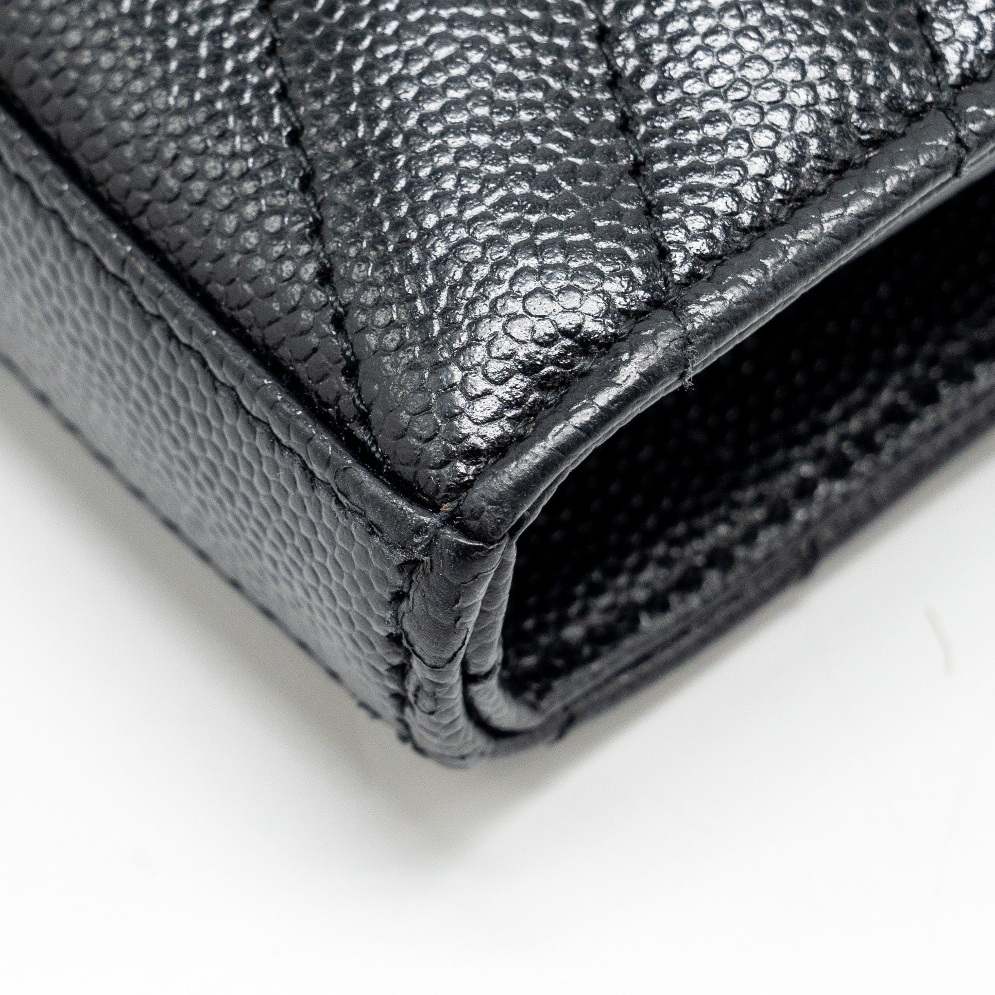 saint-laurent-envelop-chain-bag-grained-calfskin-black-shw