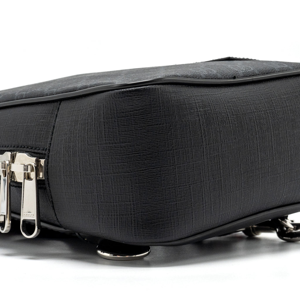 gucci-gg-black-sling-backpack-gg-supreme-canvas-black-shw